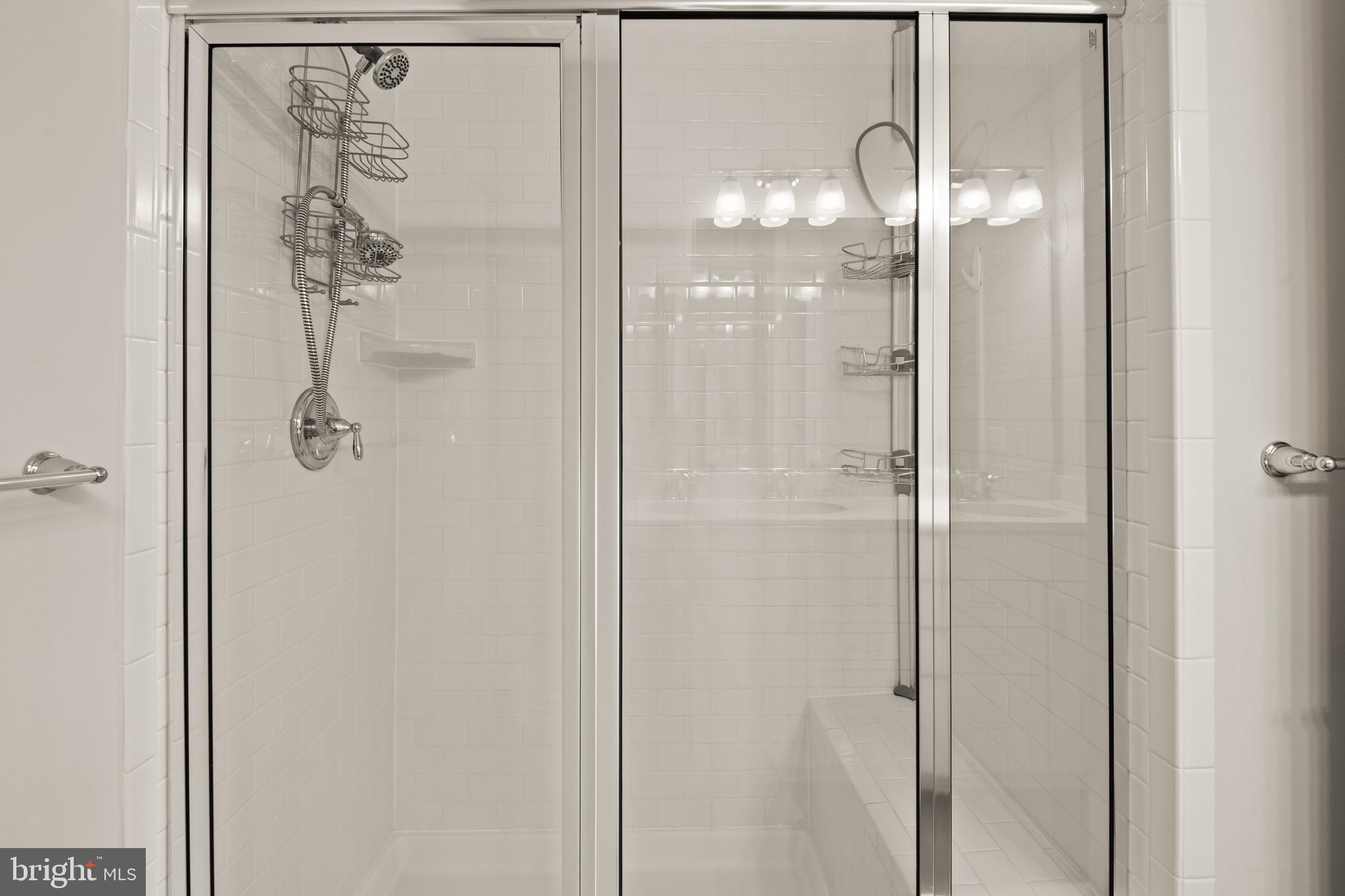 Real estate listing preview #32