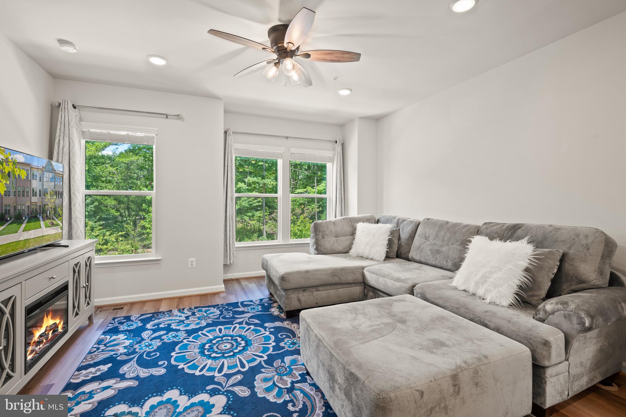 Real estate listing preview #17