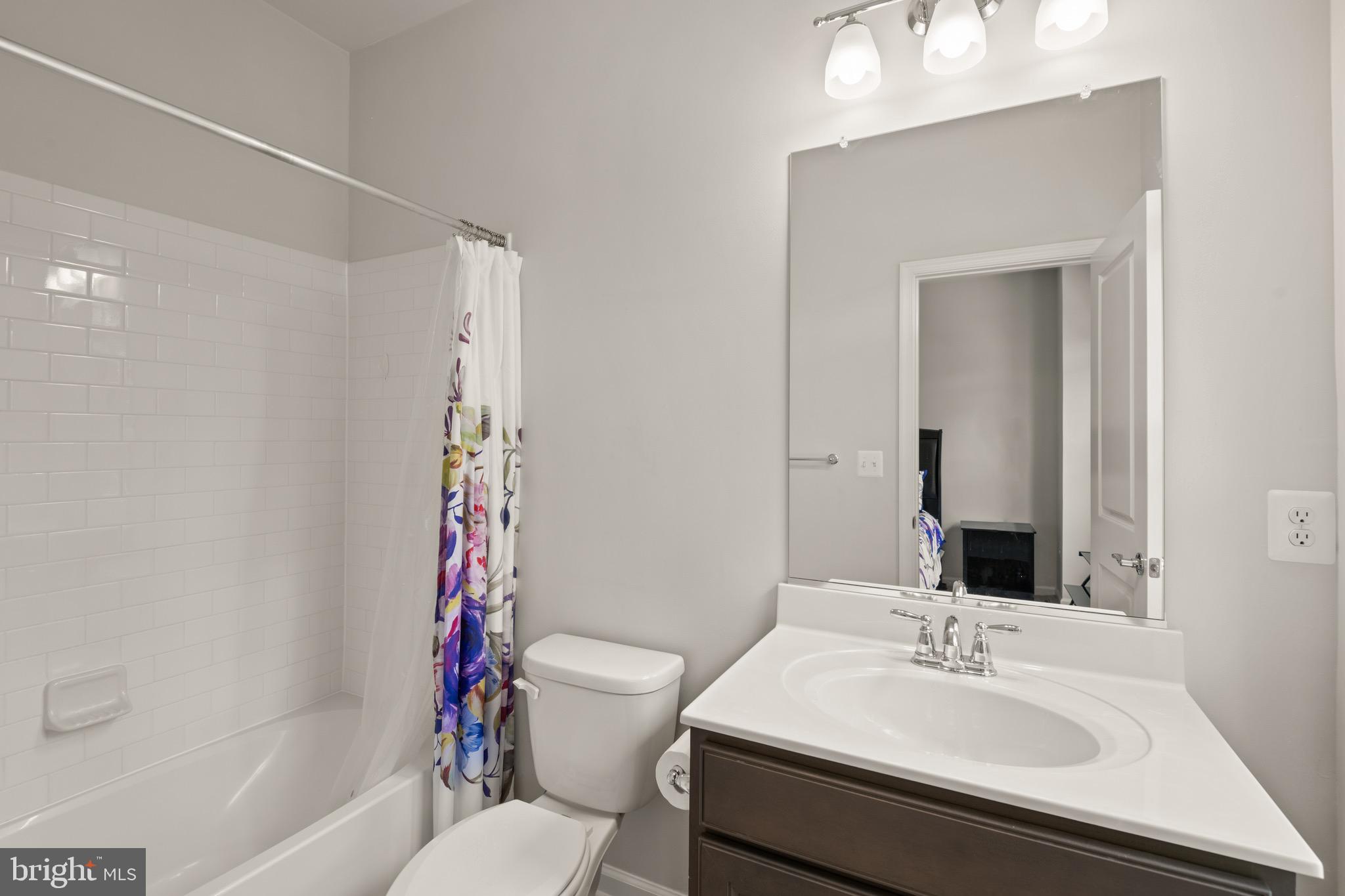 Real estate listing preview #26