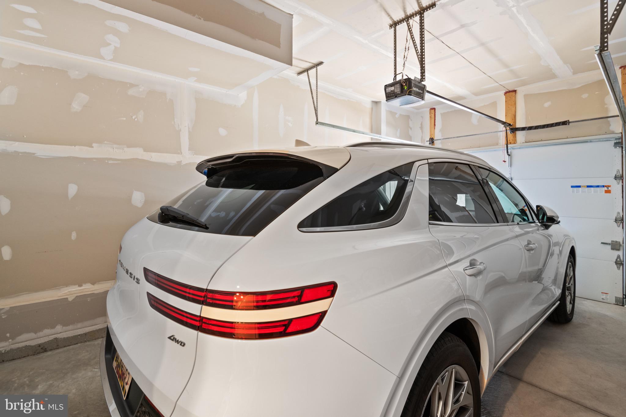 Real estate listing preview #34