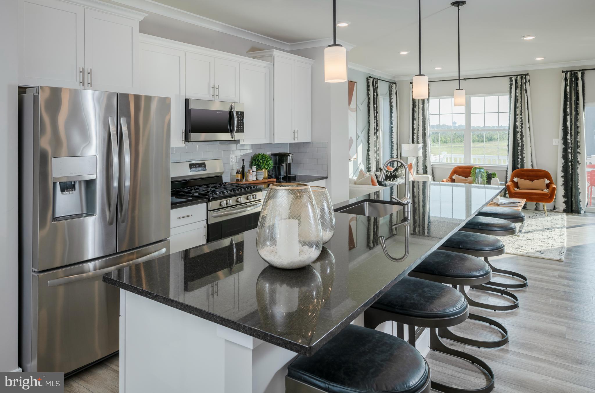 Real estate listing preview #4