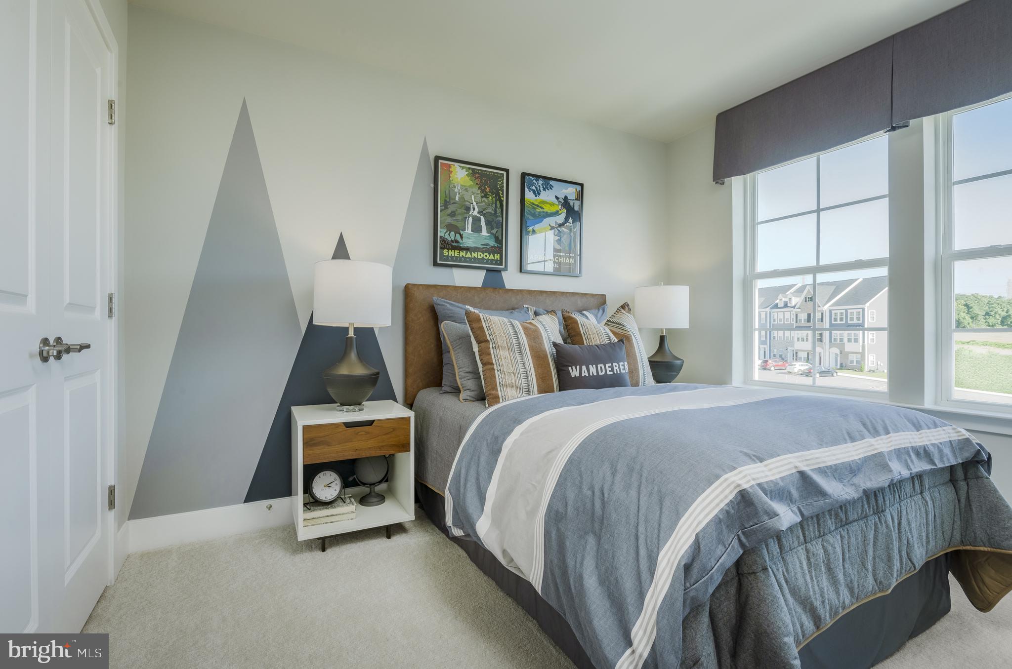 Real estate listing preview #8