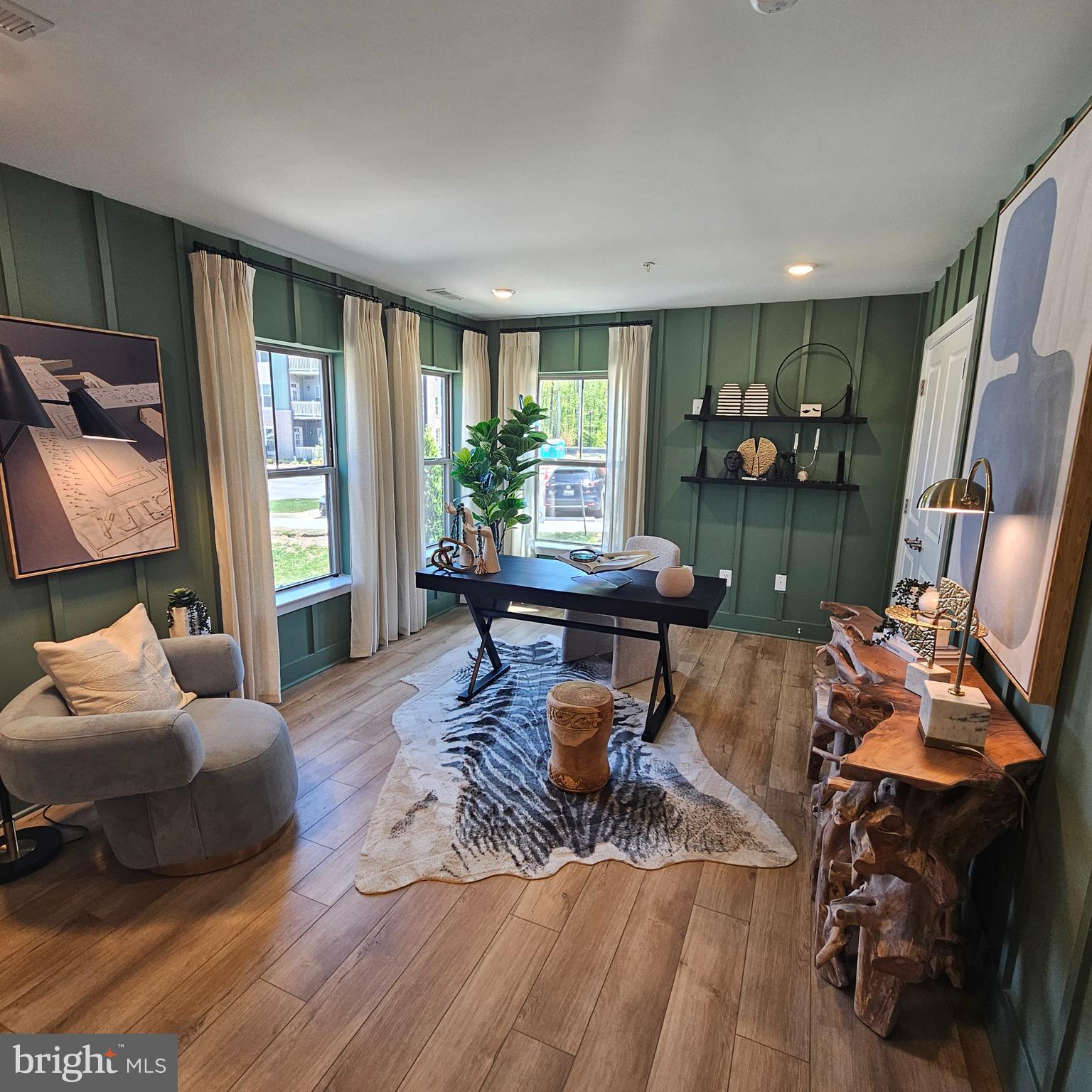 Real estate listing preview #2