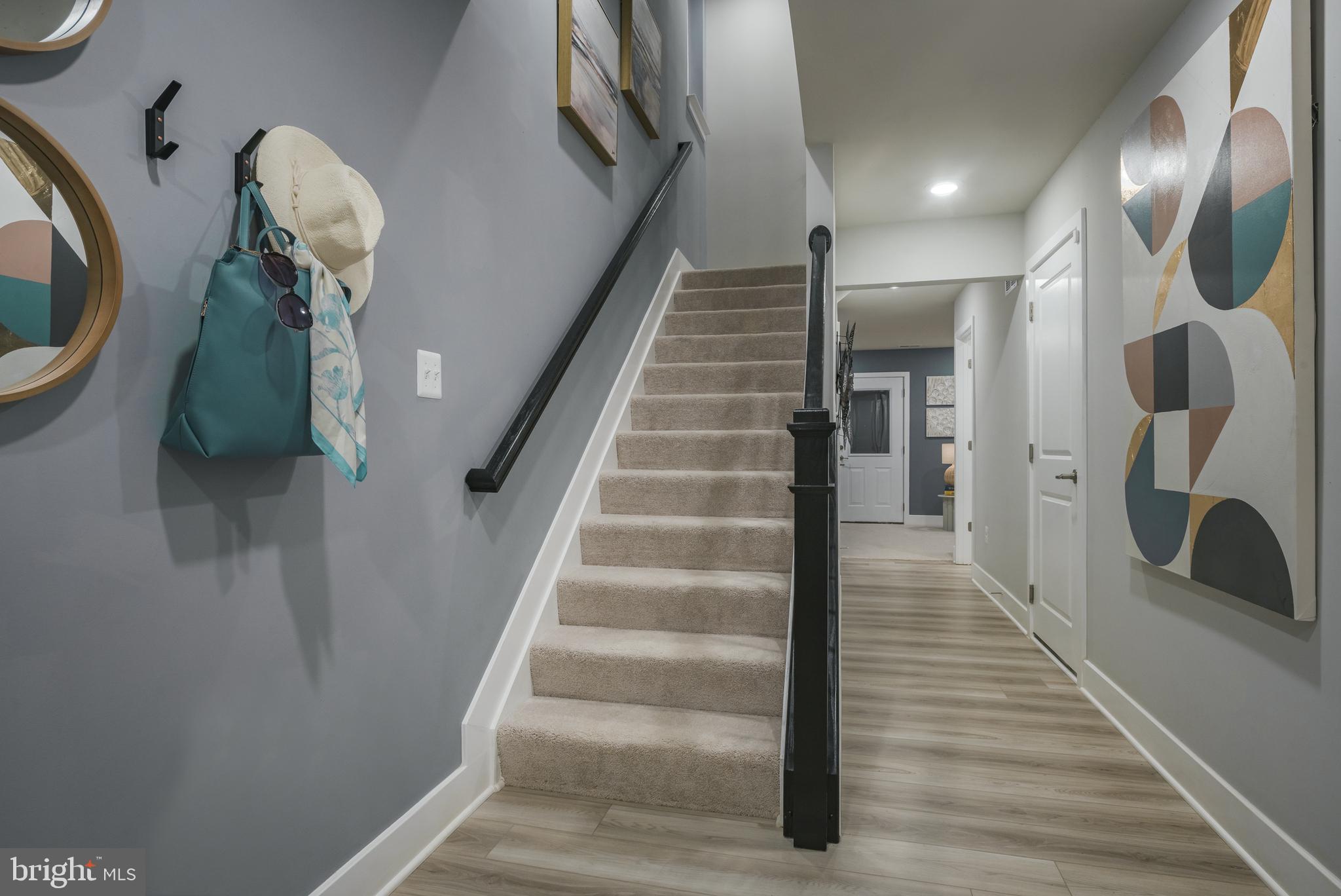 Real estate listing preview #14