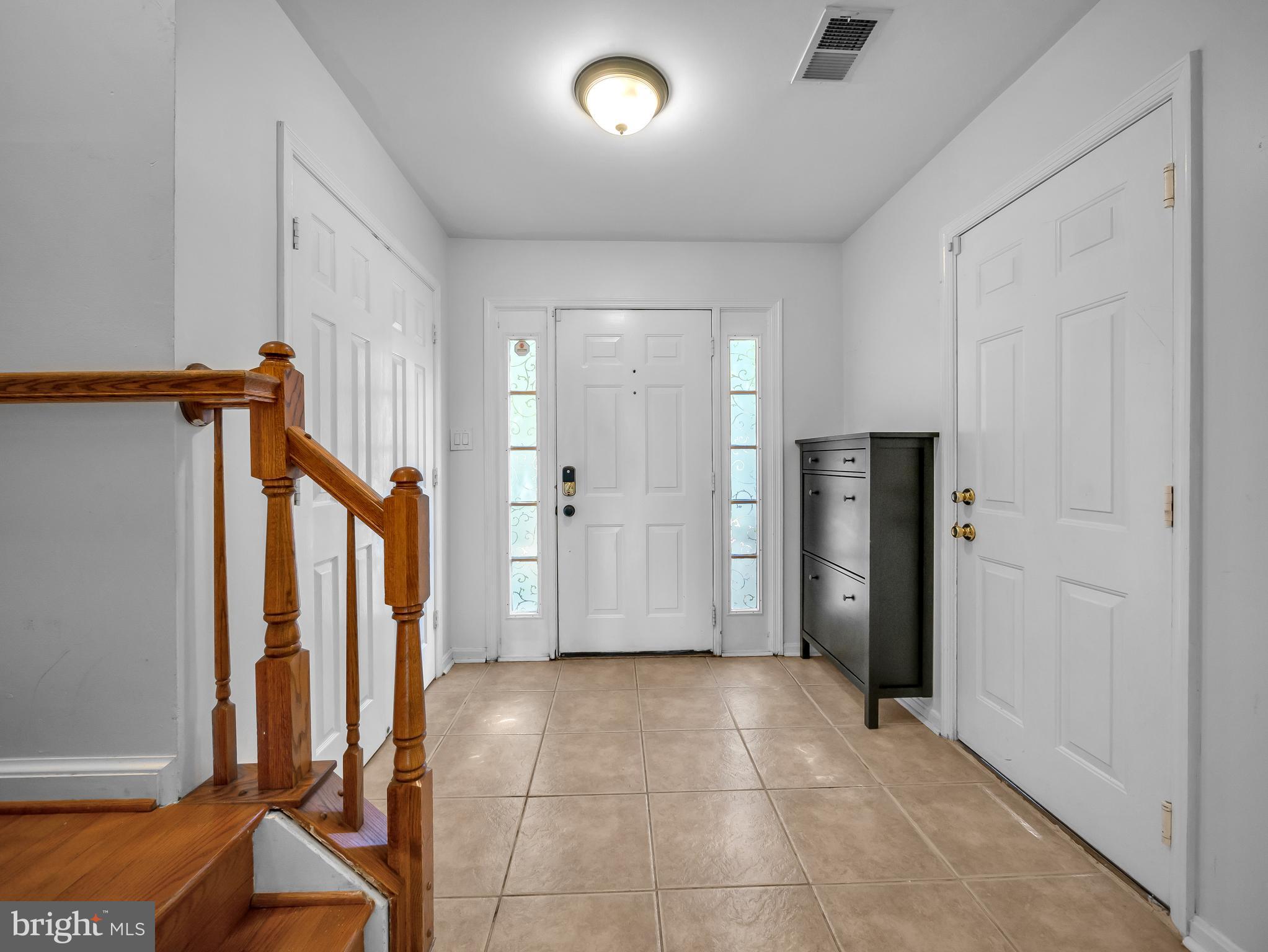 Real estate listing preview #7