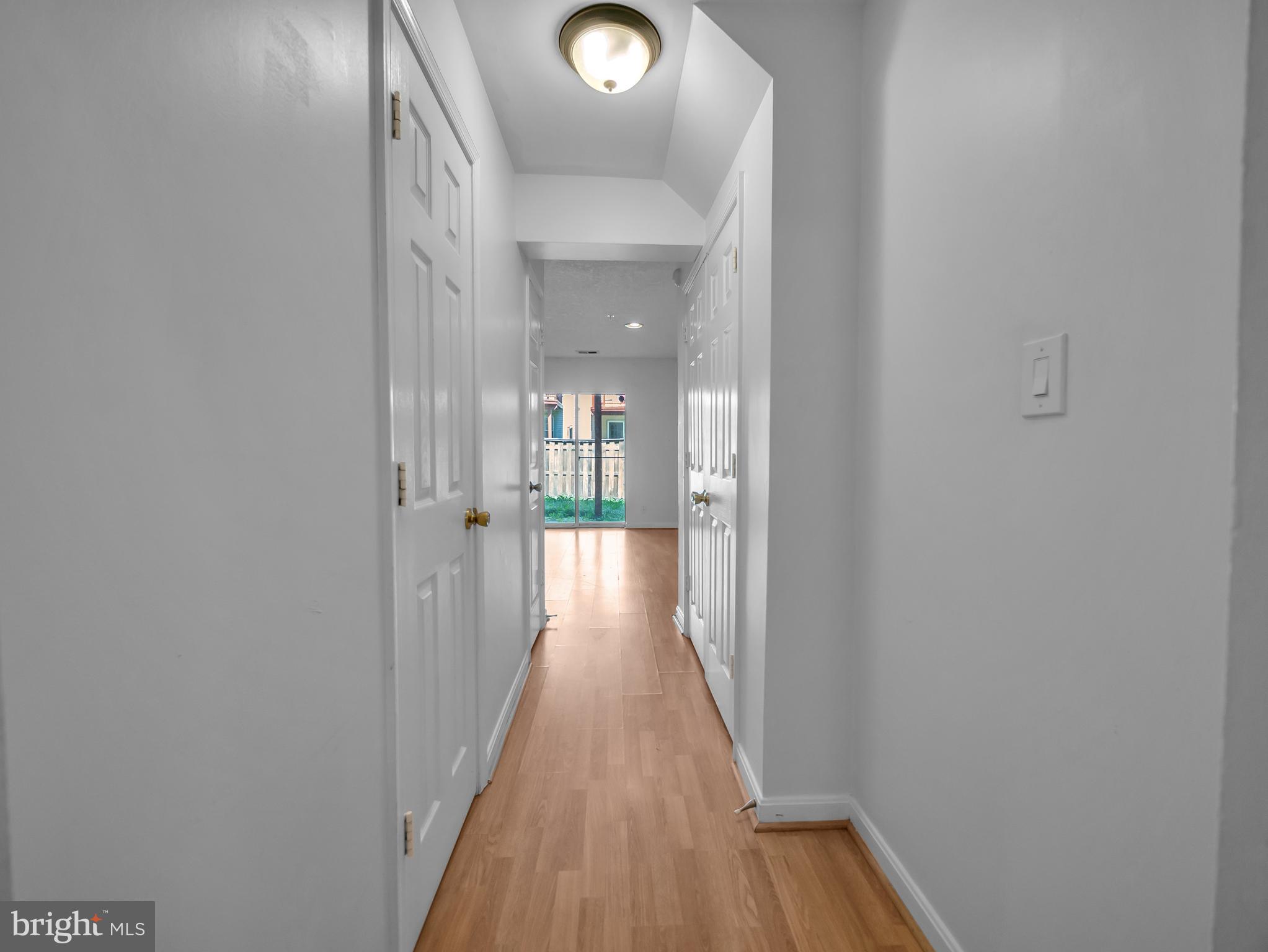 Real estate listing preview #8