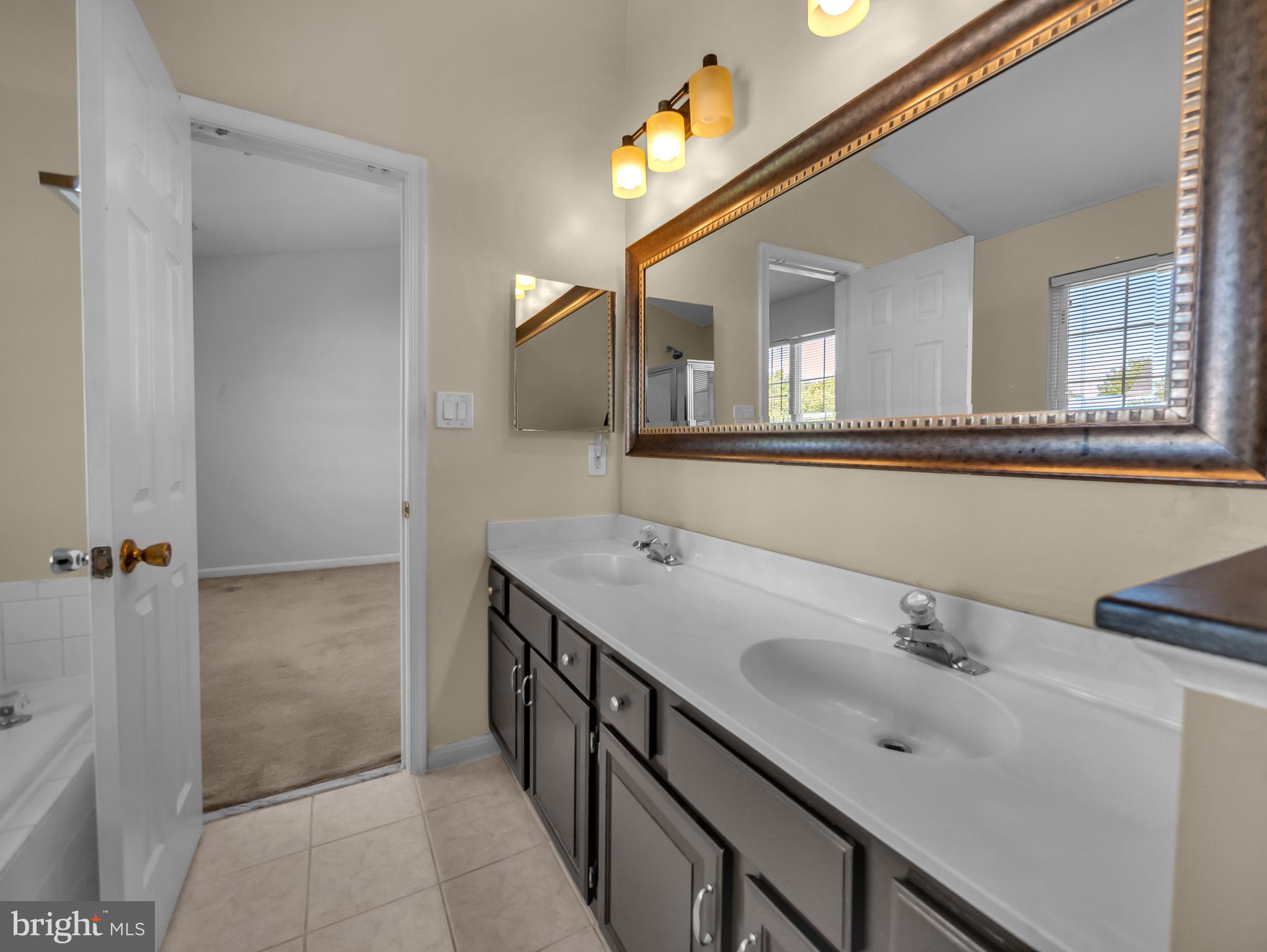 Real estate listing preview #28