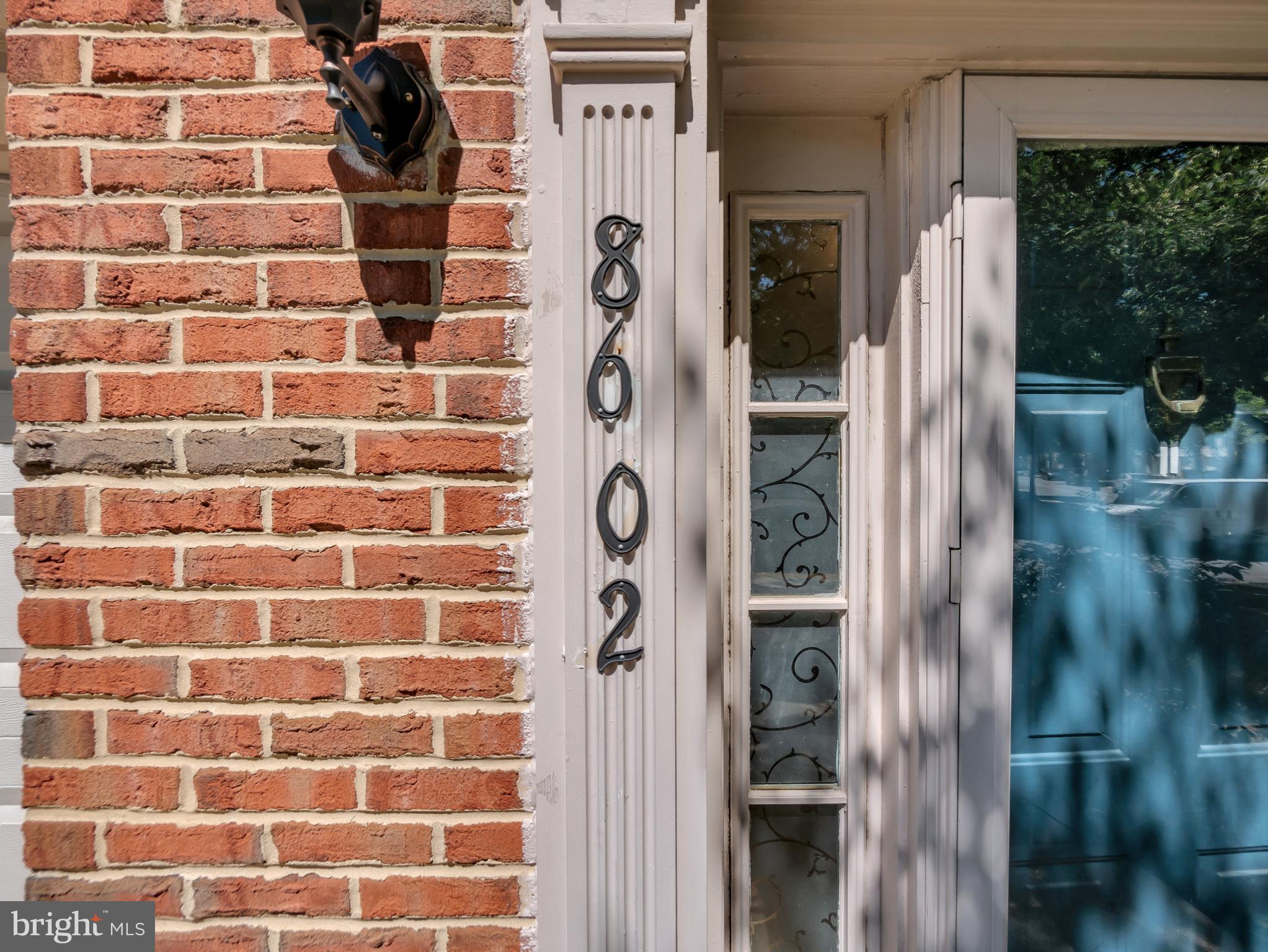 Real estate listing preview #4