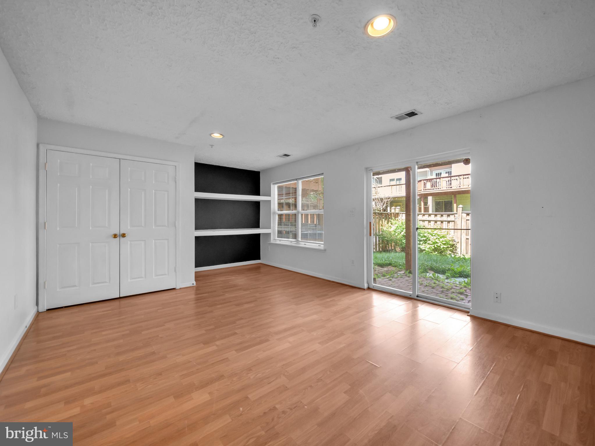 Real estate listing preview #10