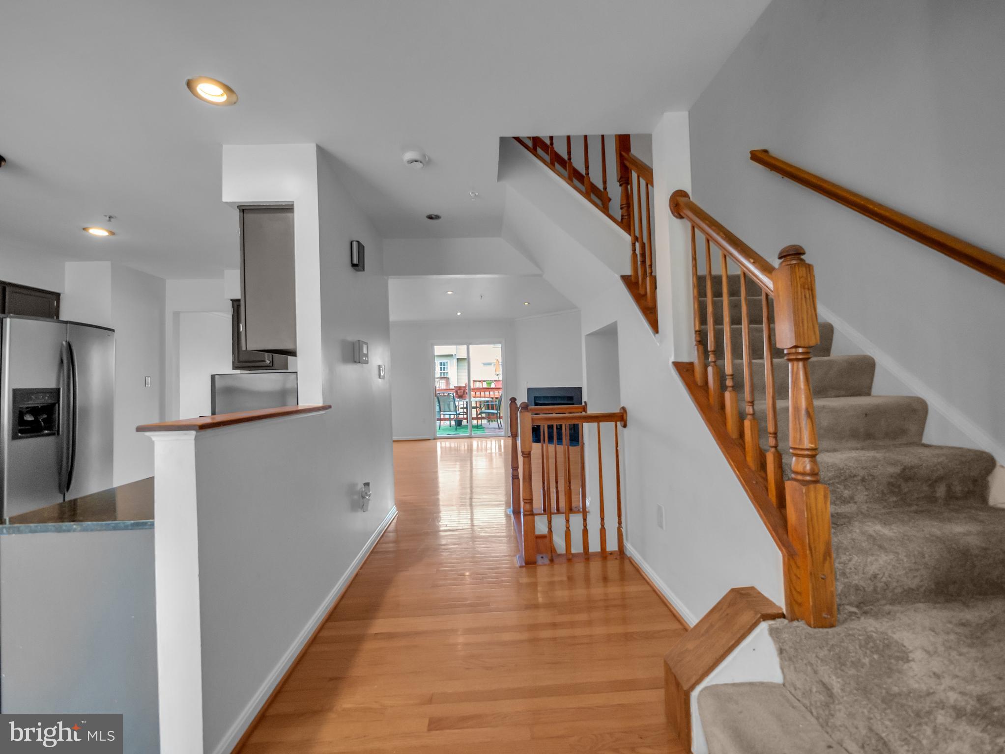 Real estate listing preview #18