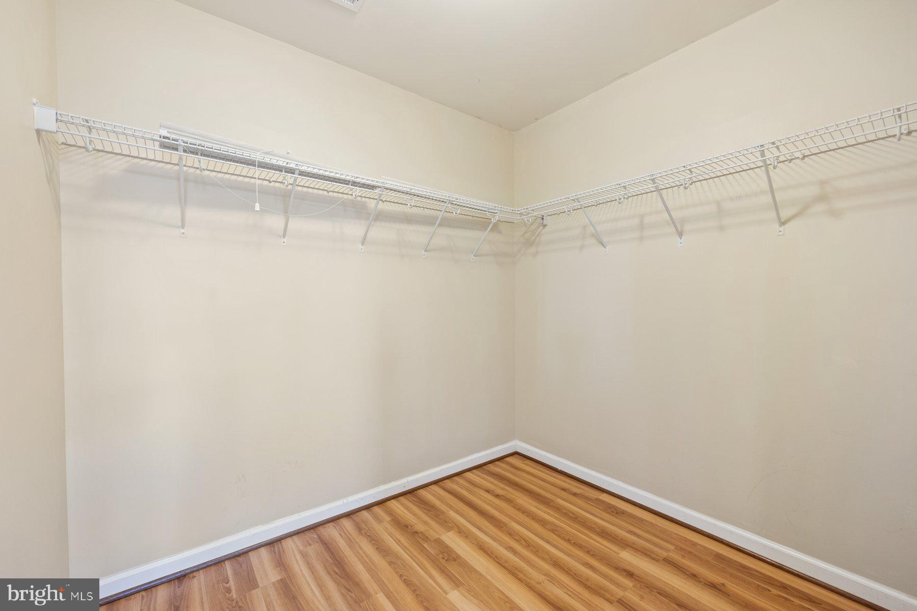 Real estate listing preview #18