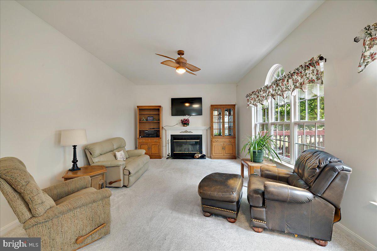 Real estate listing preview #11