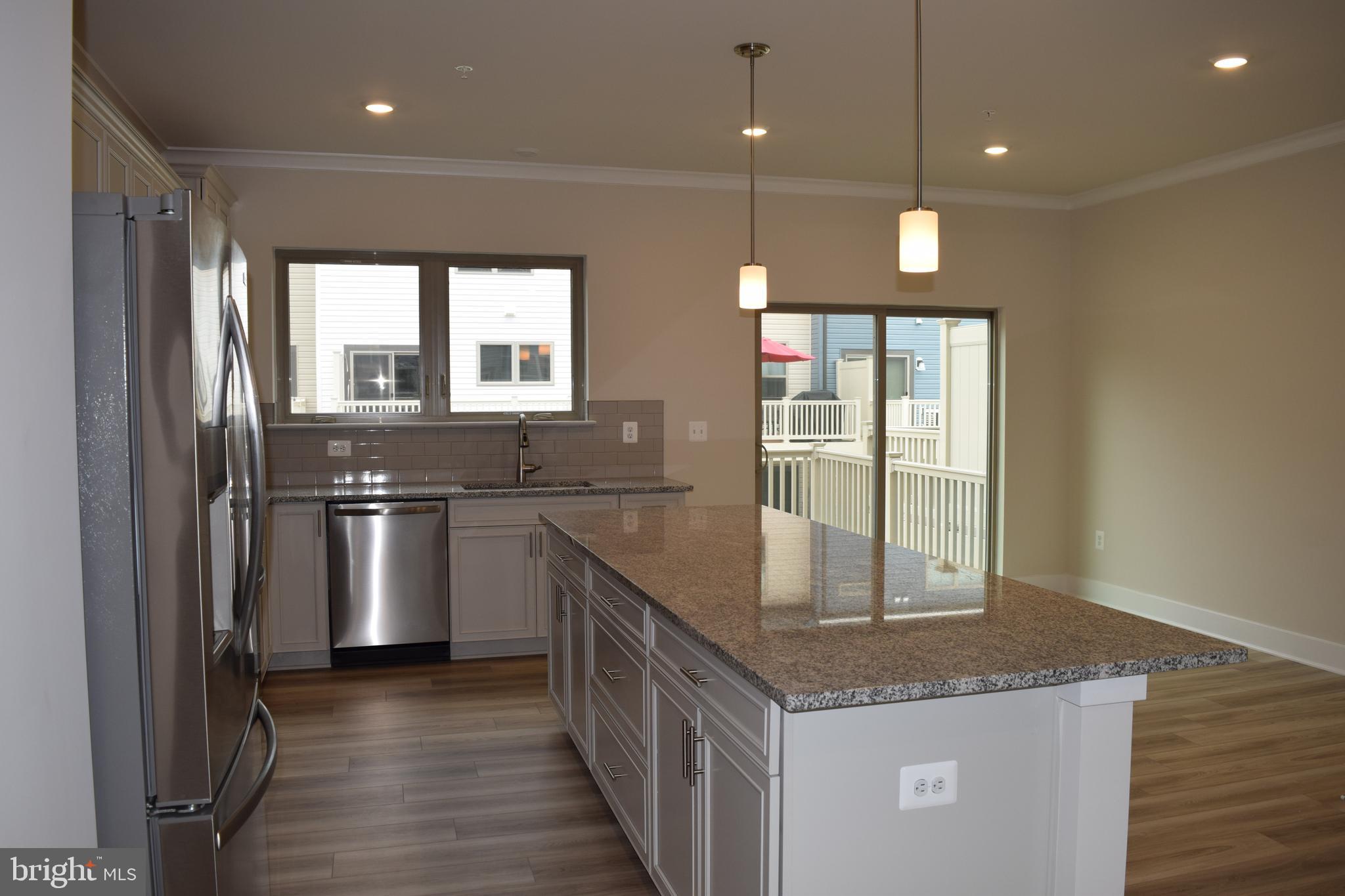 Real estate listing preview #23