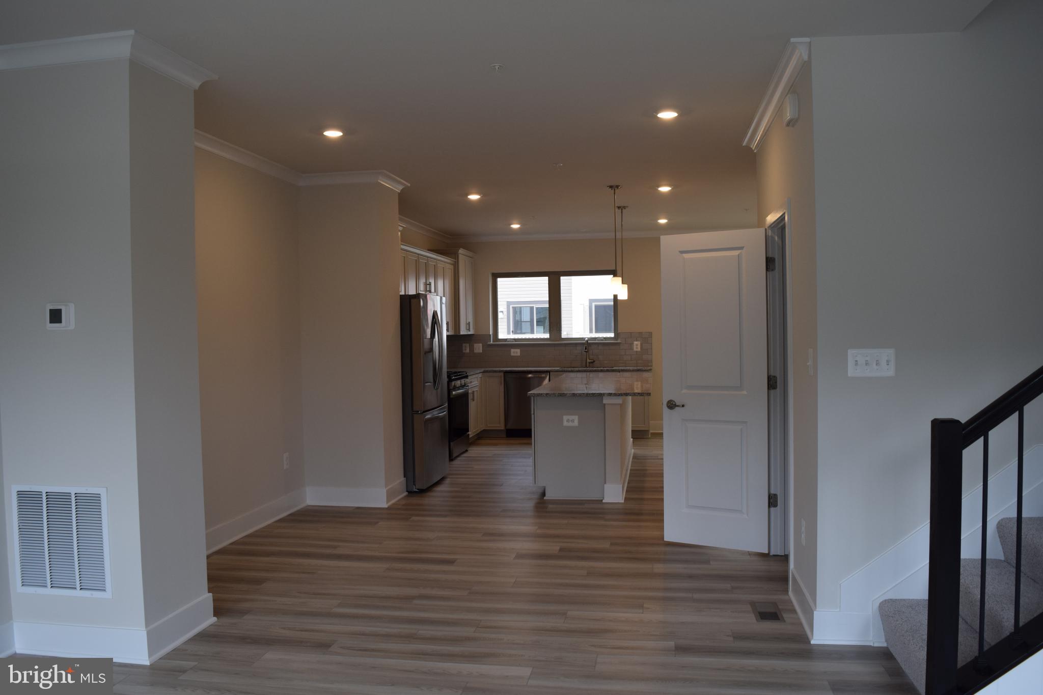 Real estate listing preview #21