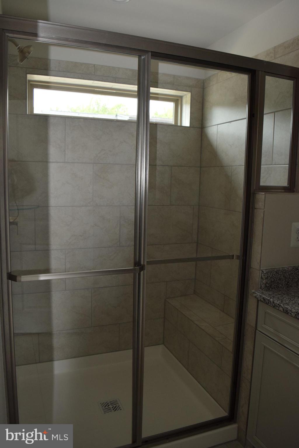 Real estate listing preview #36