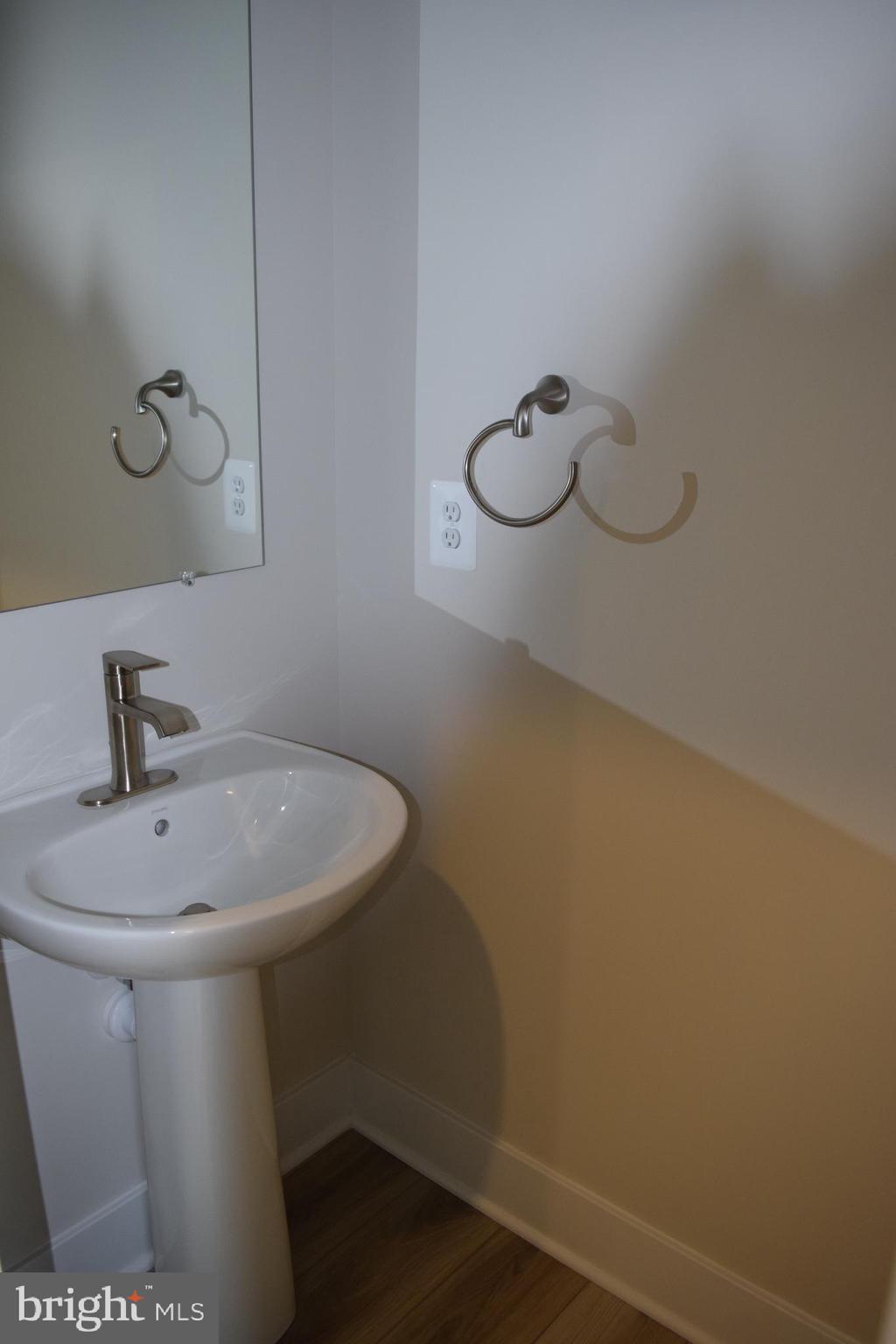 Real estate listing preview #19