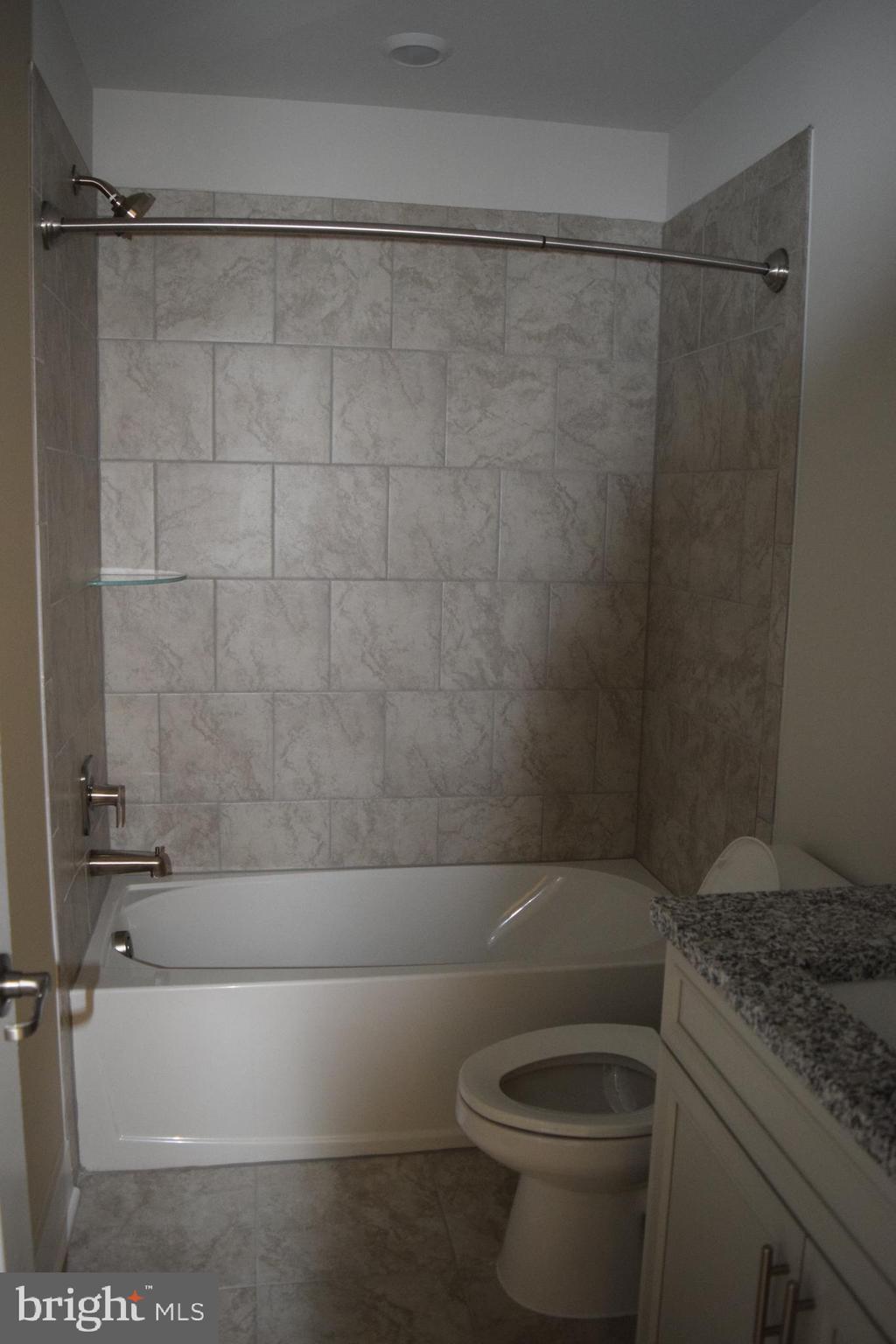 Real estate listing preview #46