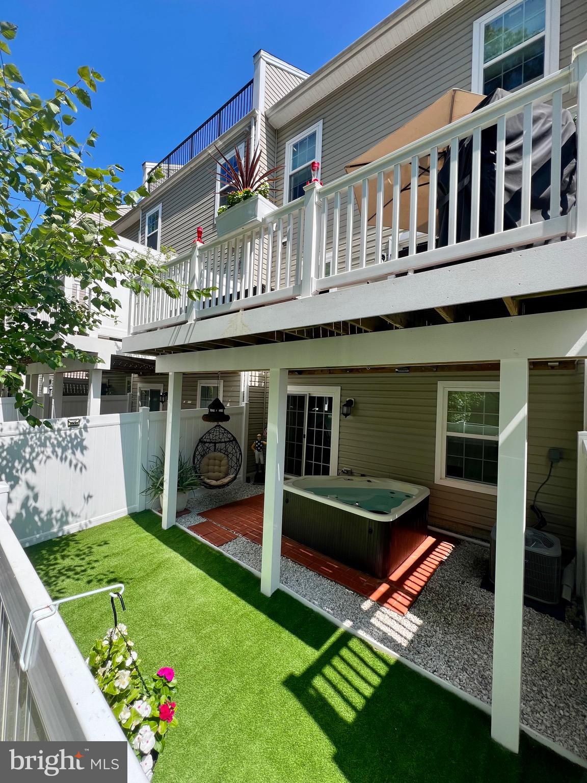 Real estate listing preview #2