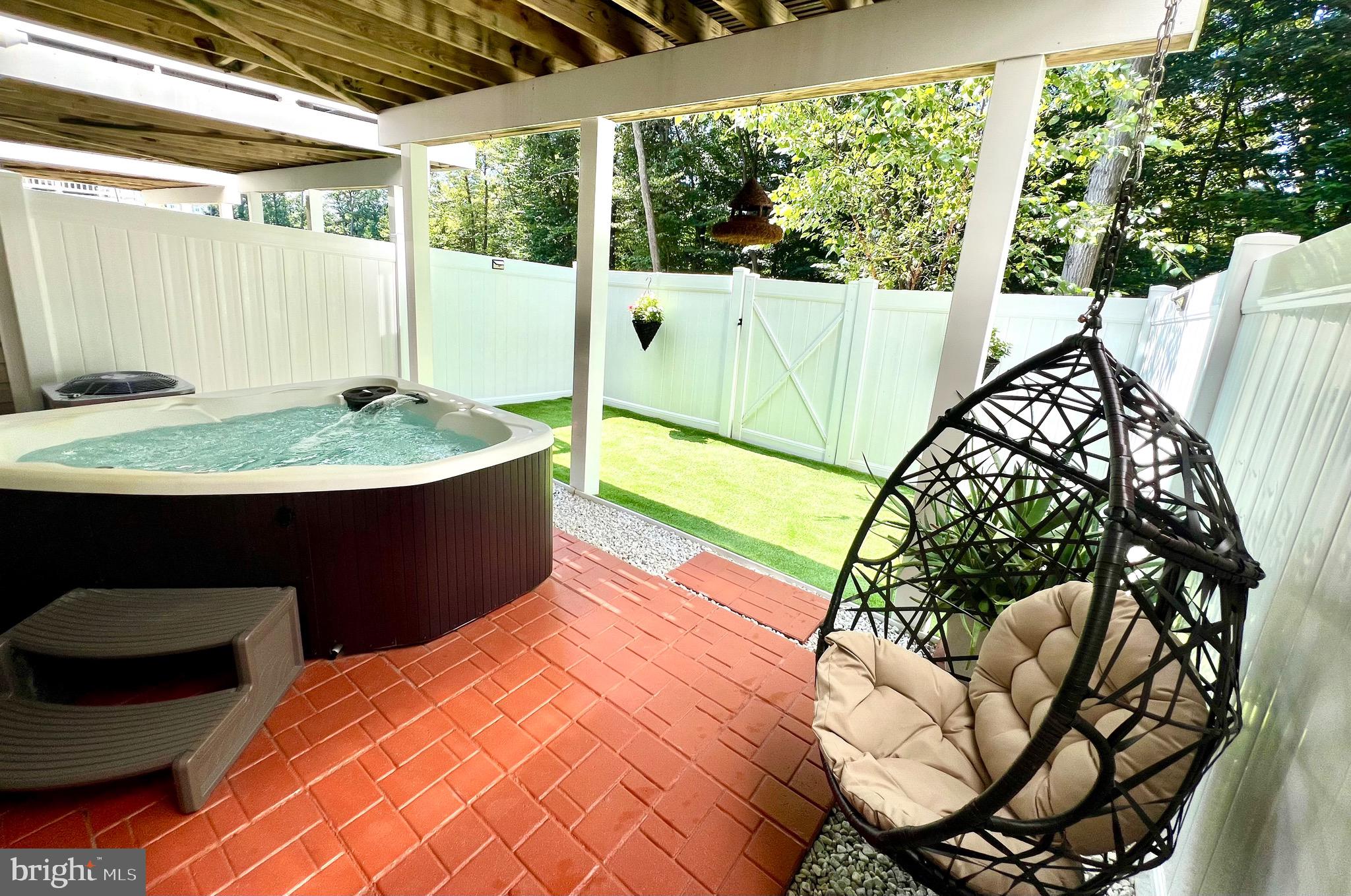 Real estate listing preview #13