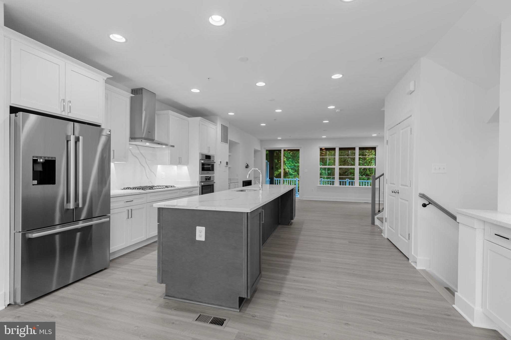 Real estate listing preview #15