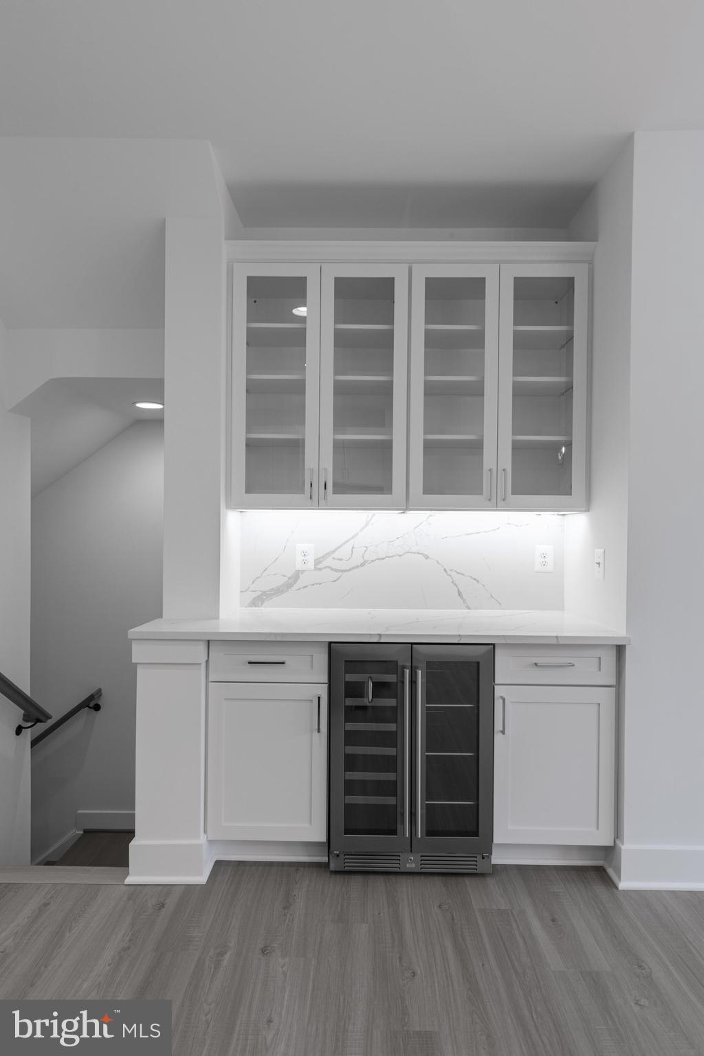 Real estate listing preview #23