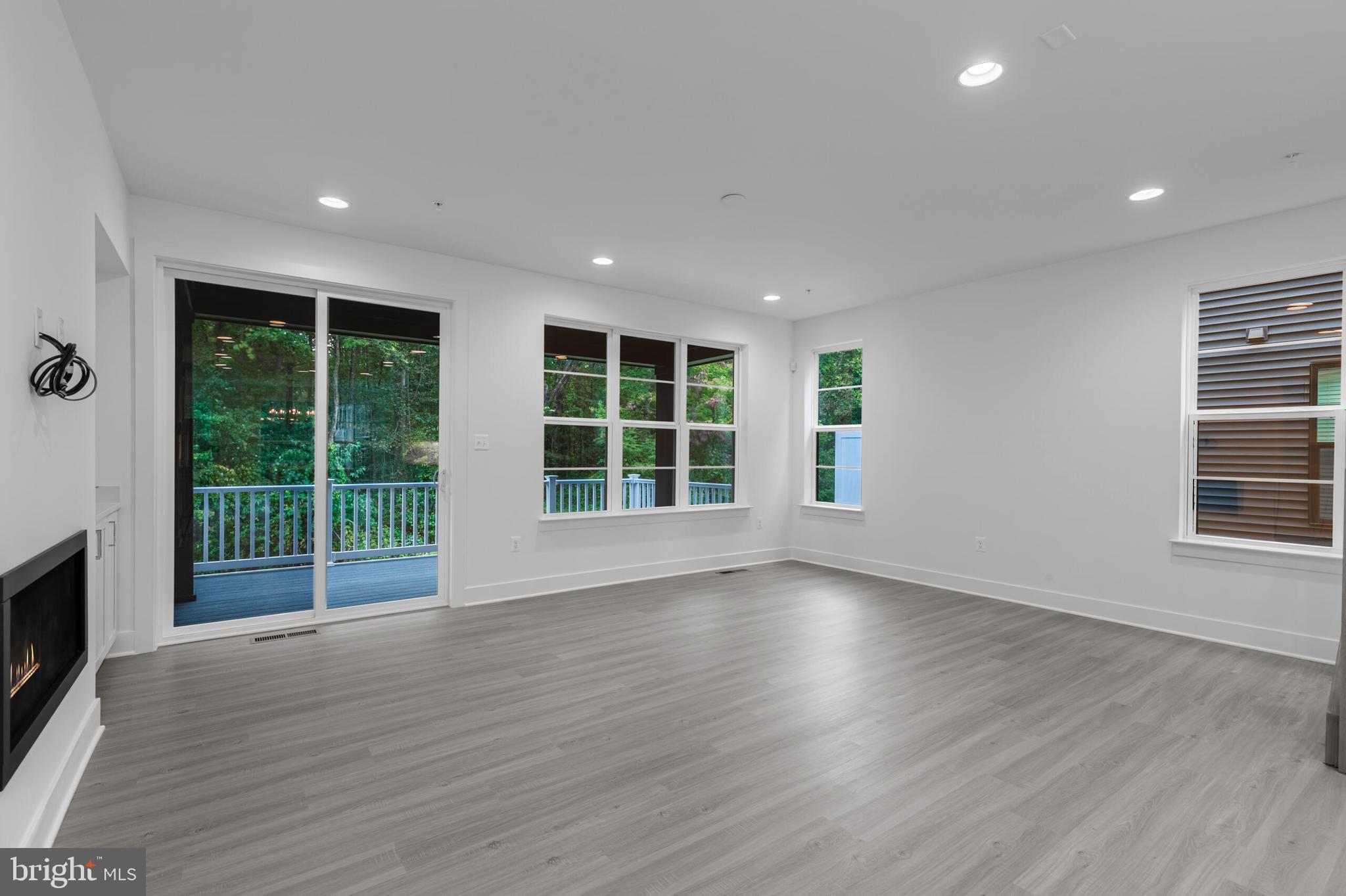 Real estate listing preview #29