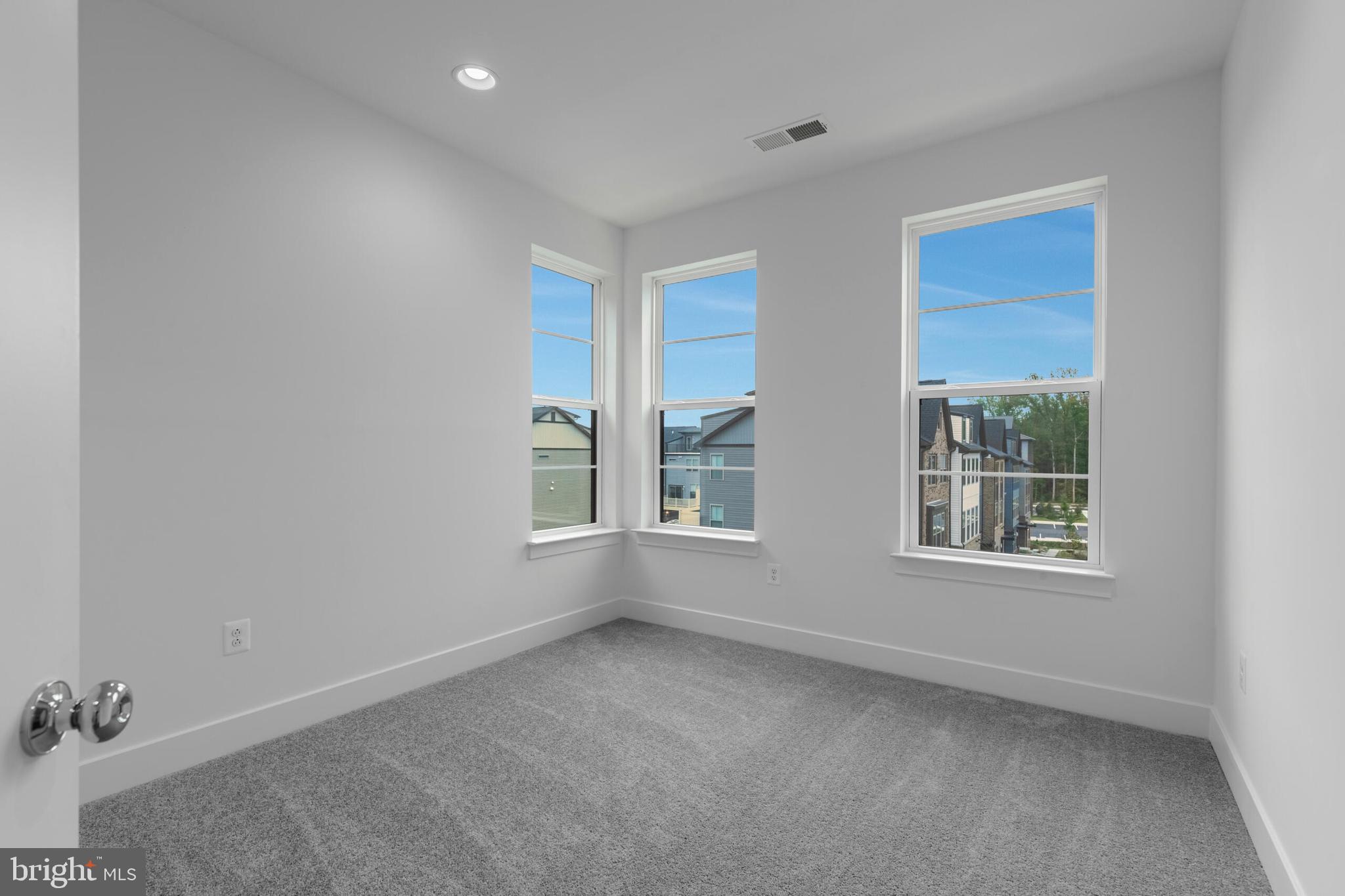 Real estate listing preview #34