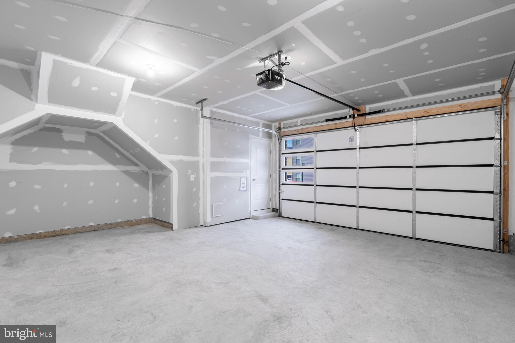 Real estate listing preview #32