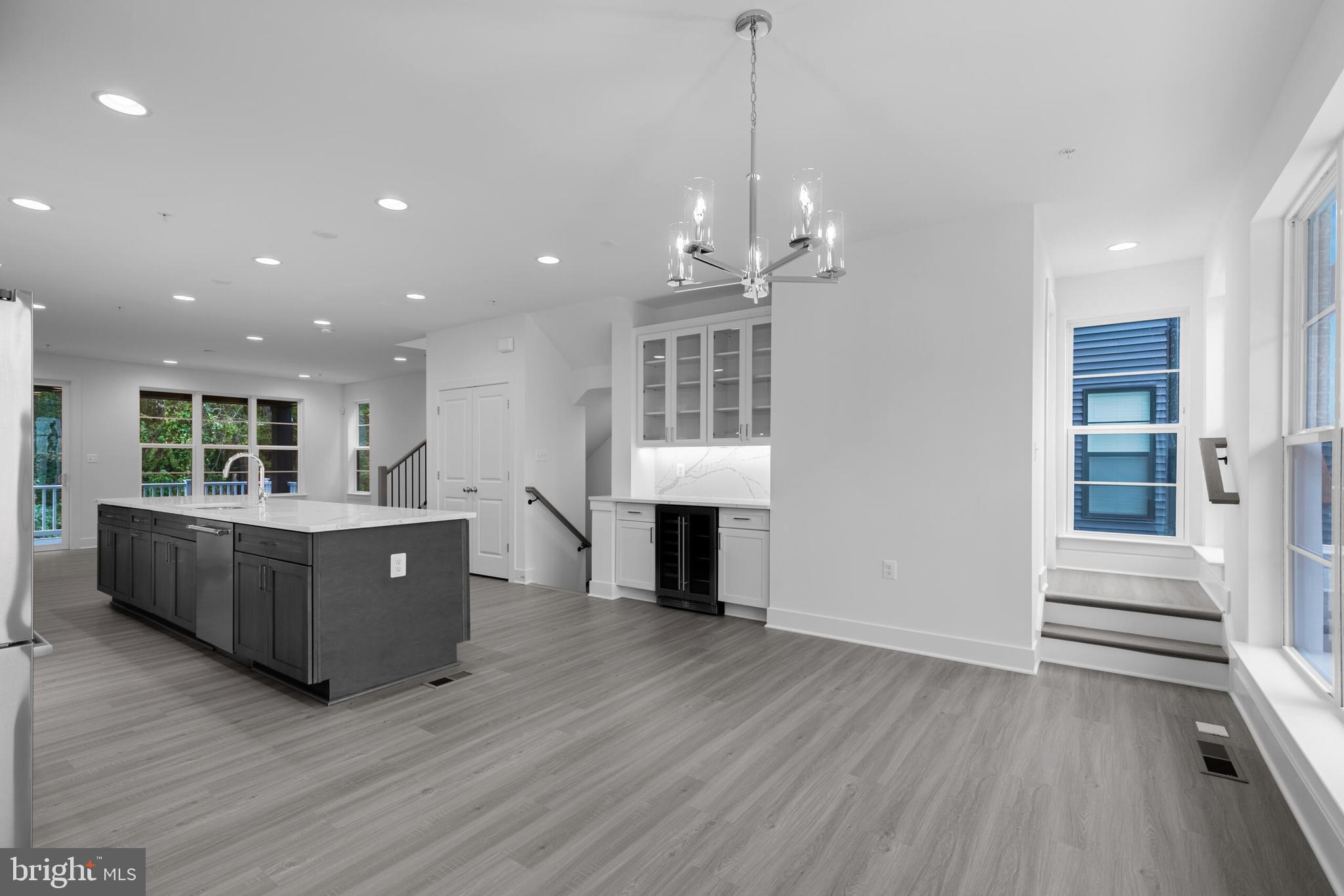 Real estate listing preview #21