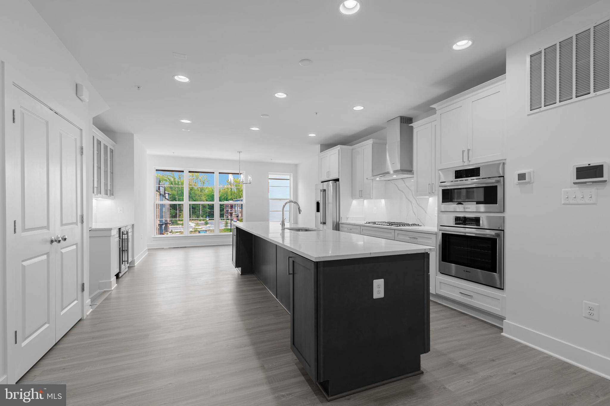 Real estate listing preview #9