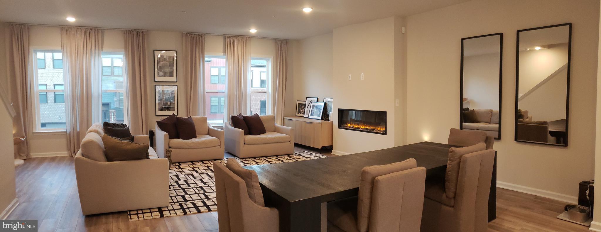 Real estate listing preview #8