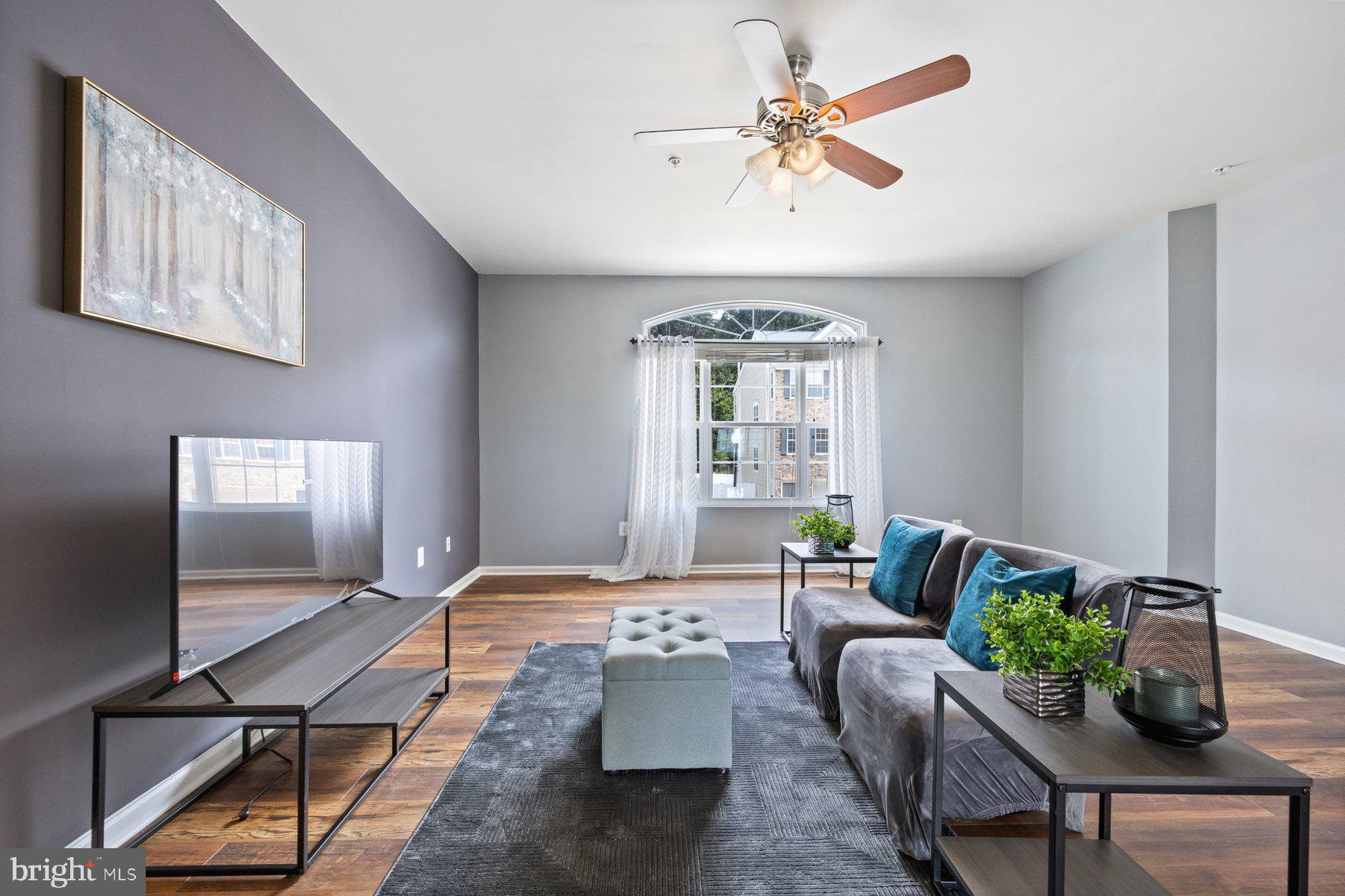 Real estate listing preview #1