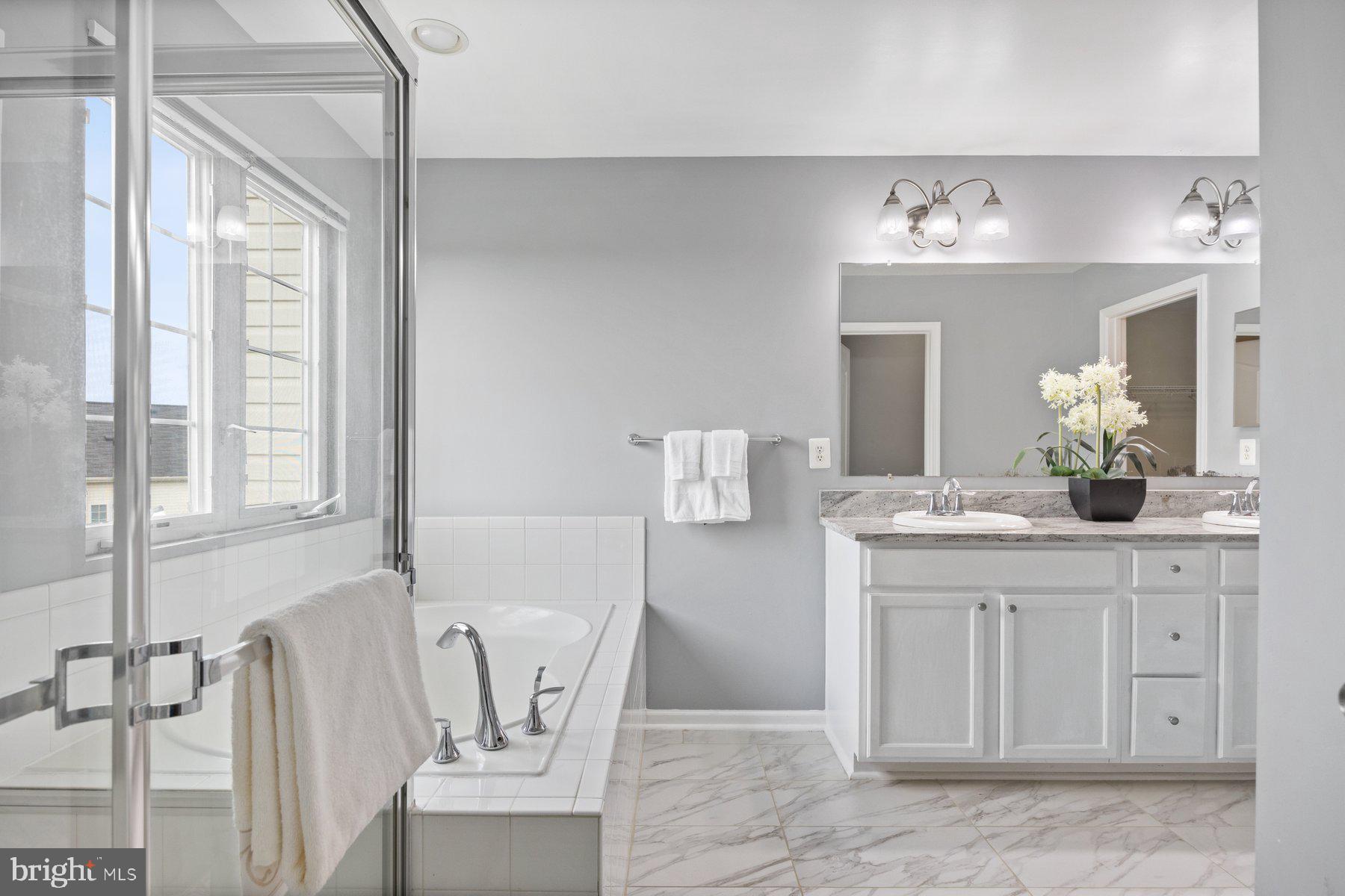 Real estate listing preview #15