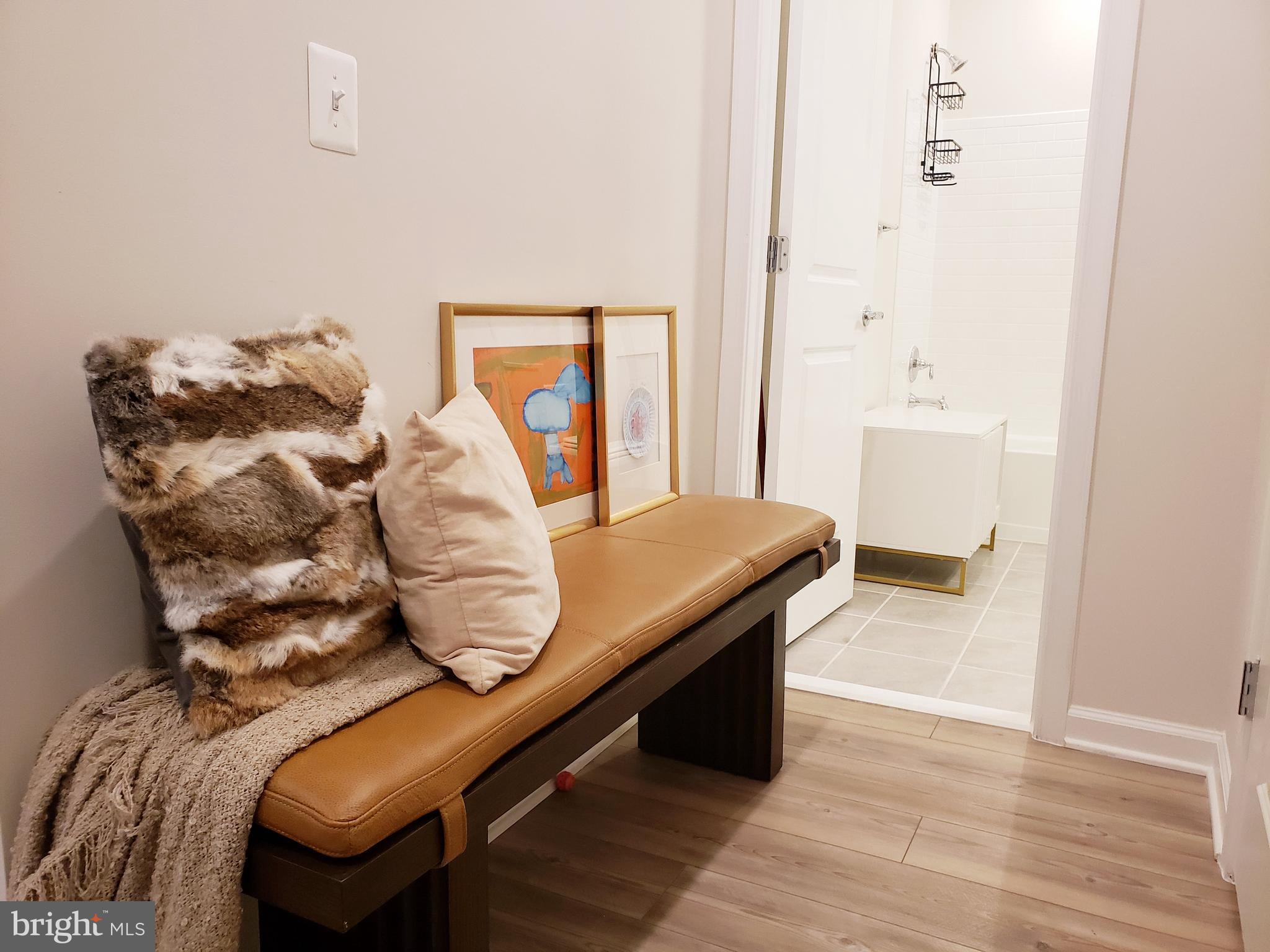 Real estate listing preview #4