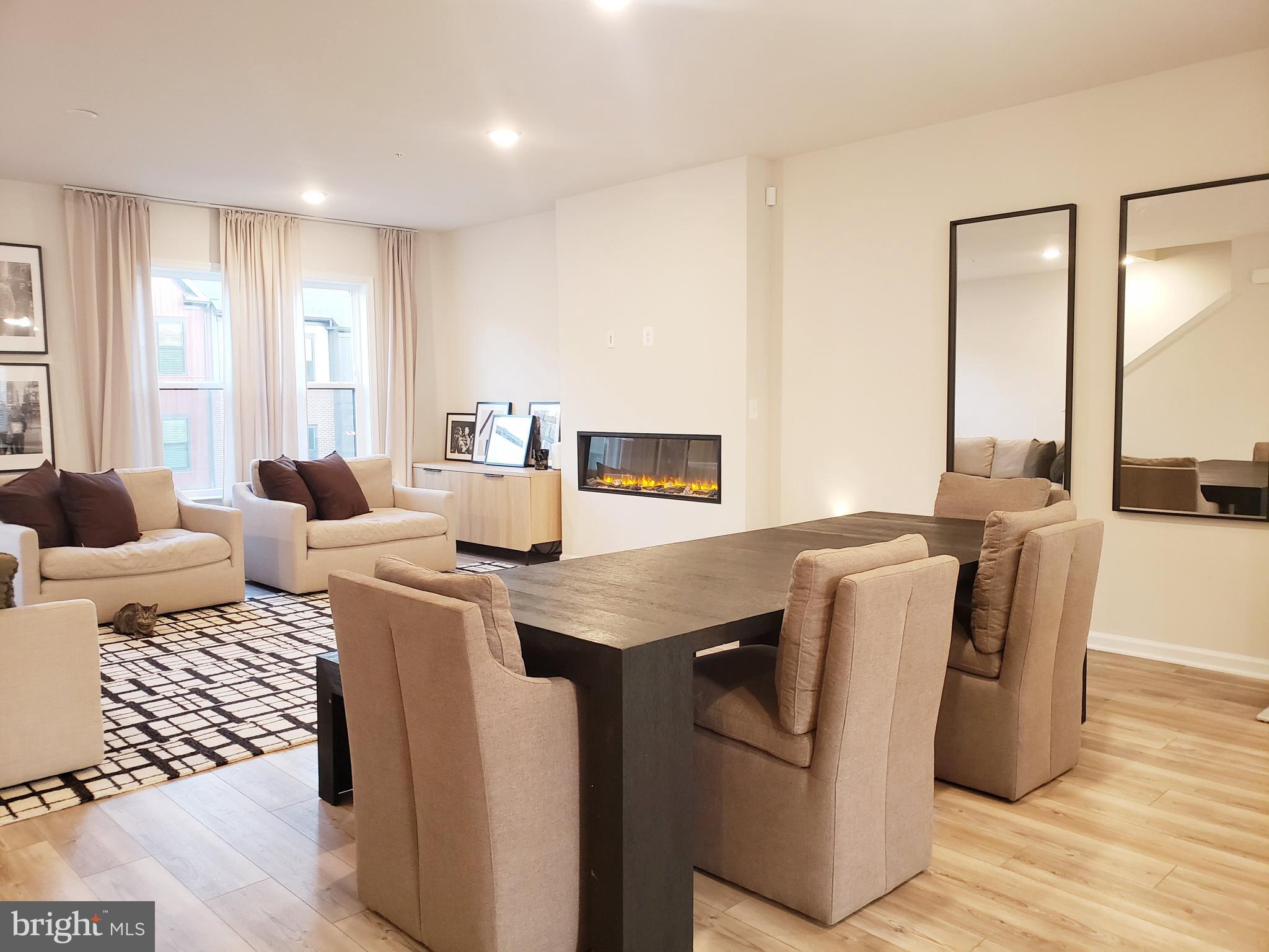 Real estate listing preview #6