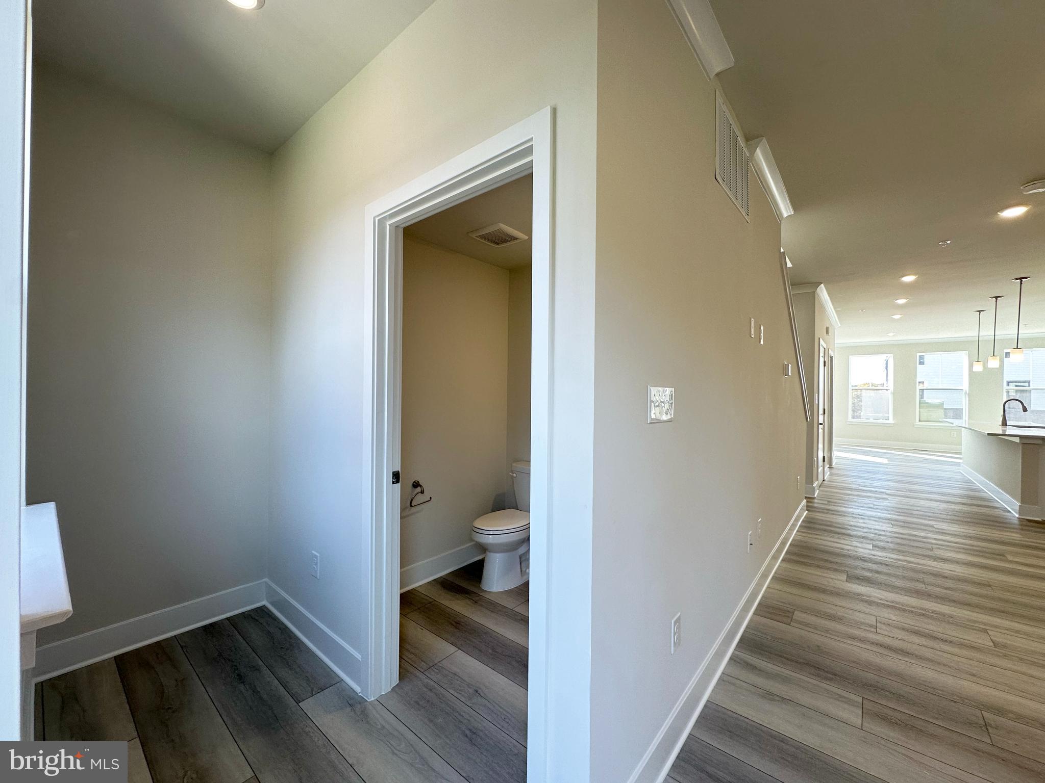 Real estate listing preview #18