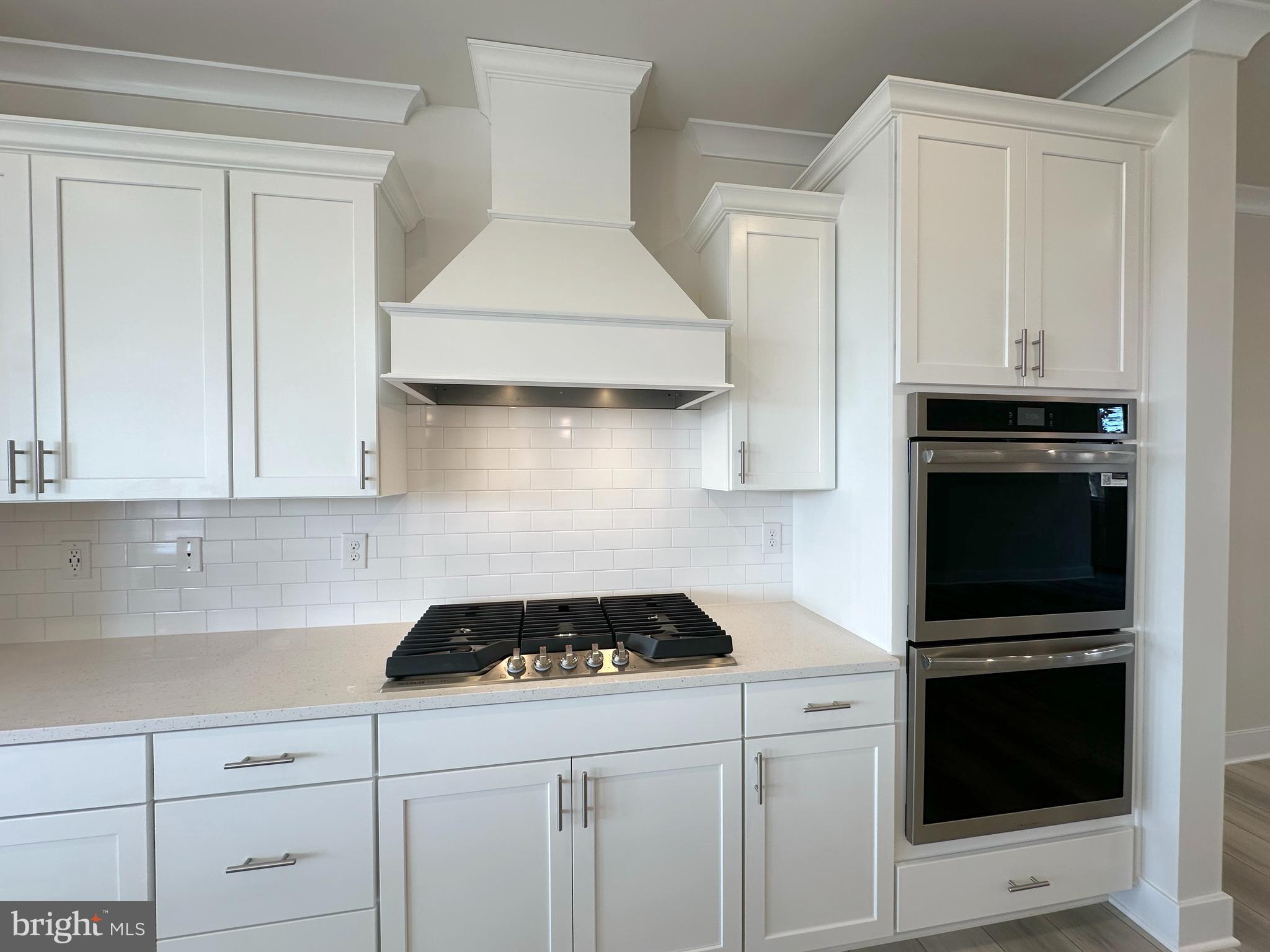 Real estate listing preview #42