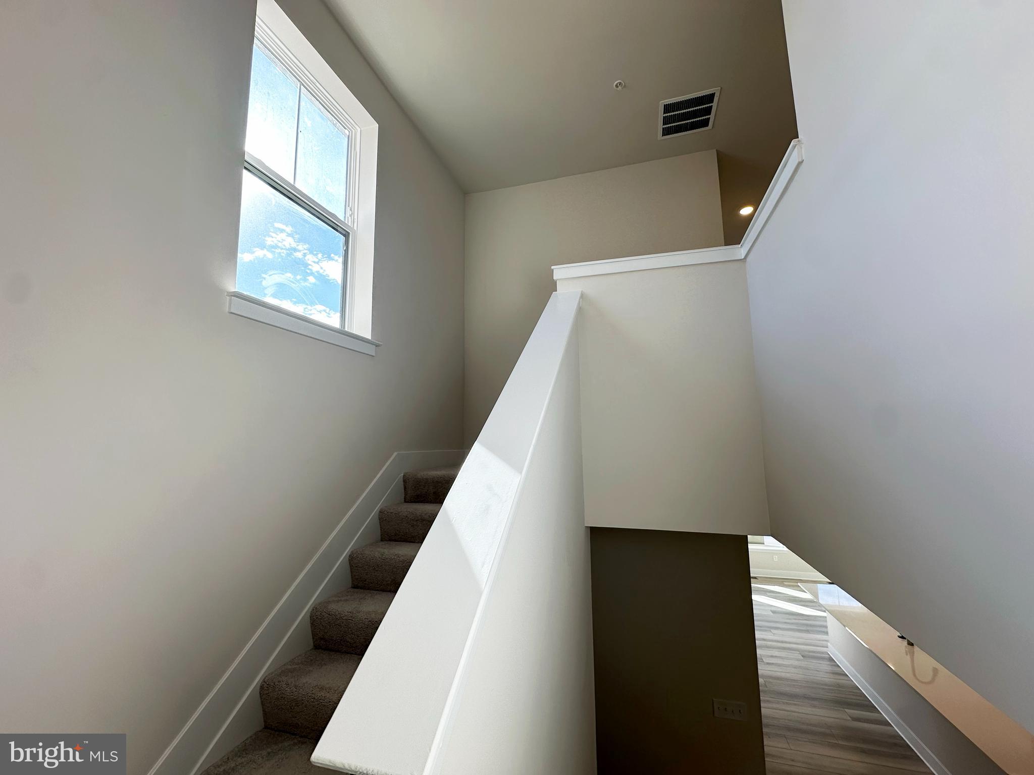 Real estate listing preview #20