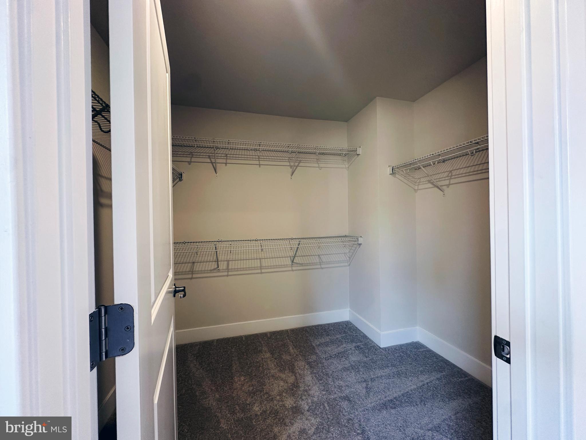 Real estate listing preview #23