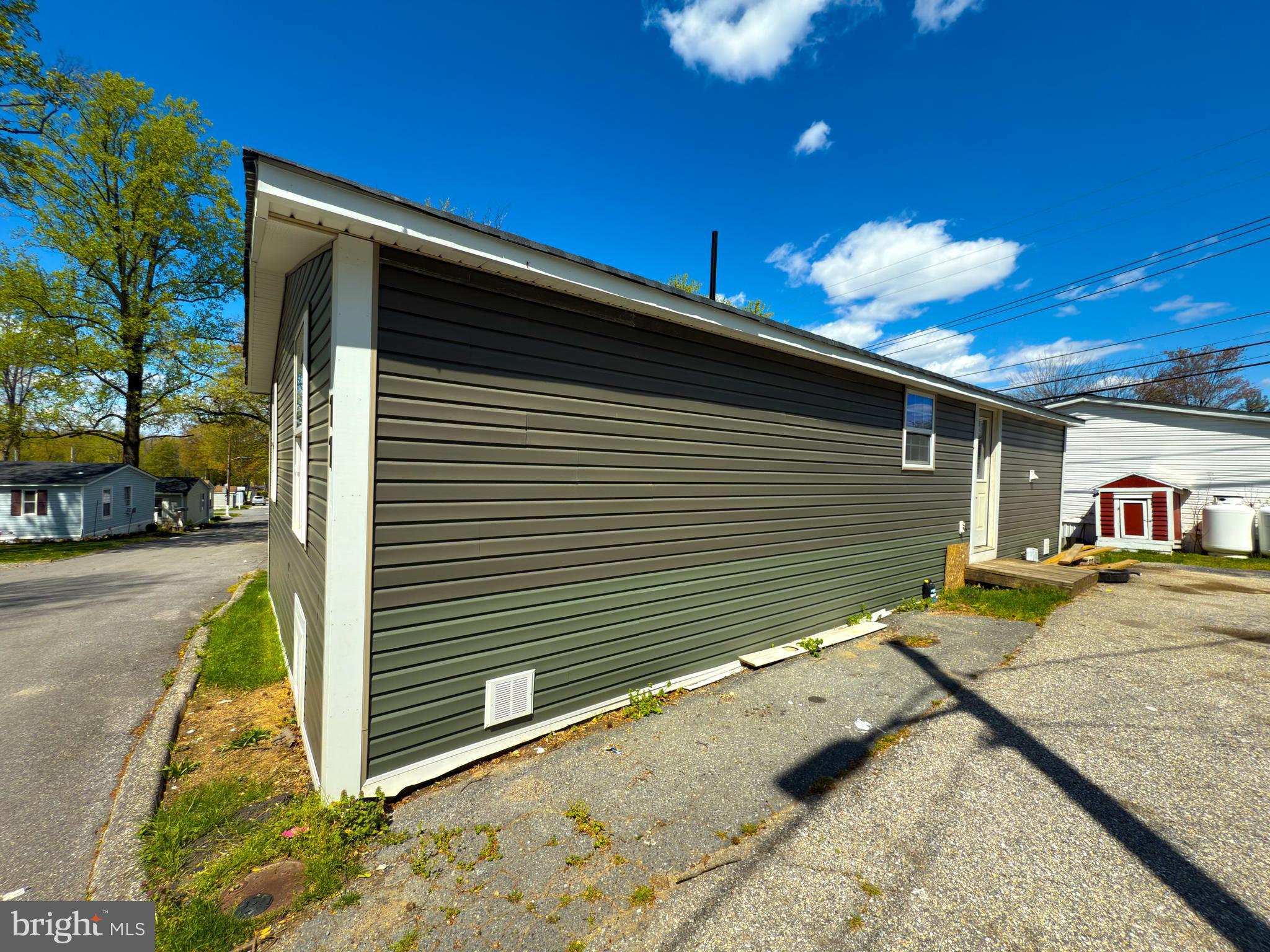 Real estate listing preview #3