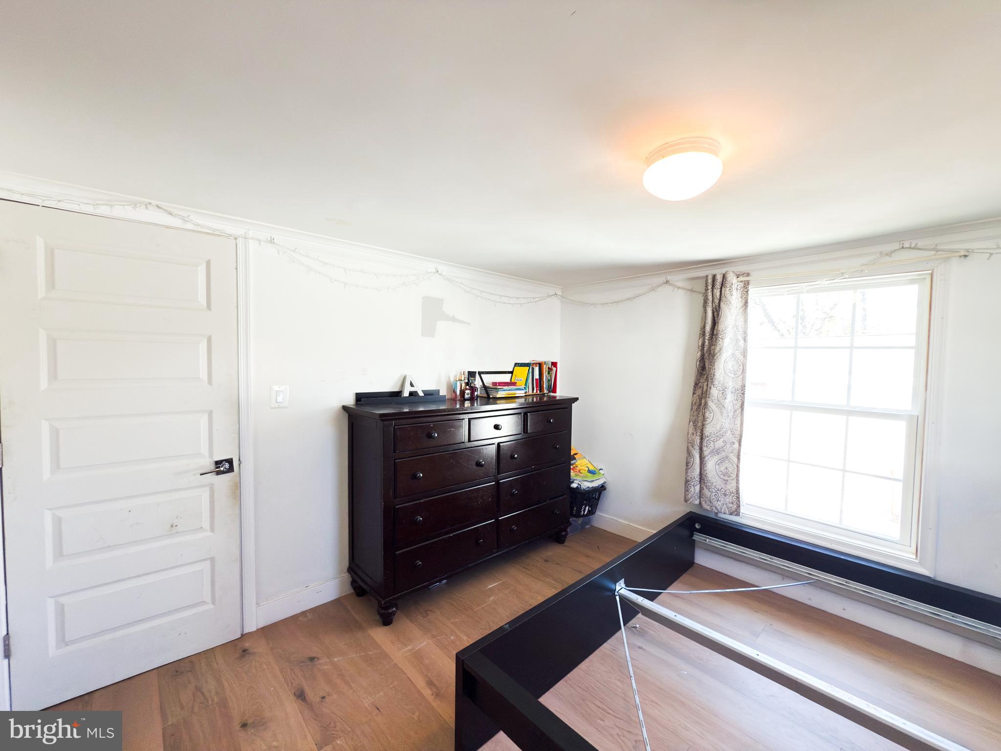 Real estate listing preview #14