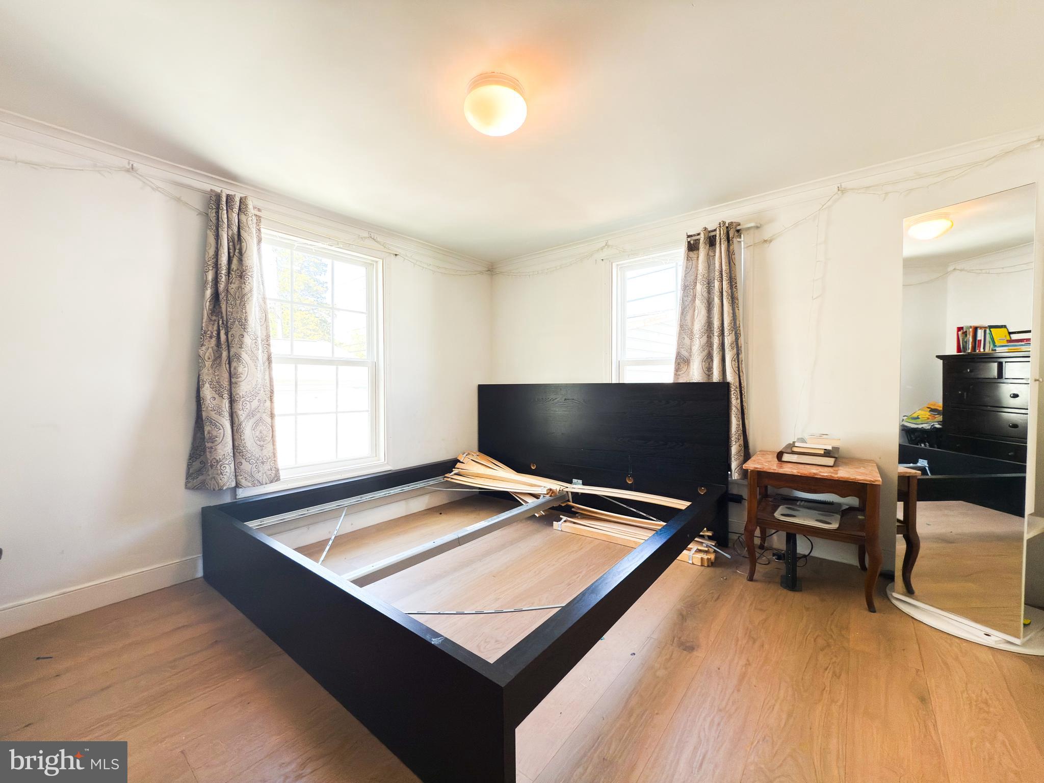 Real estate listing preview #12