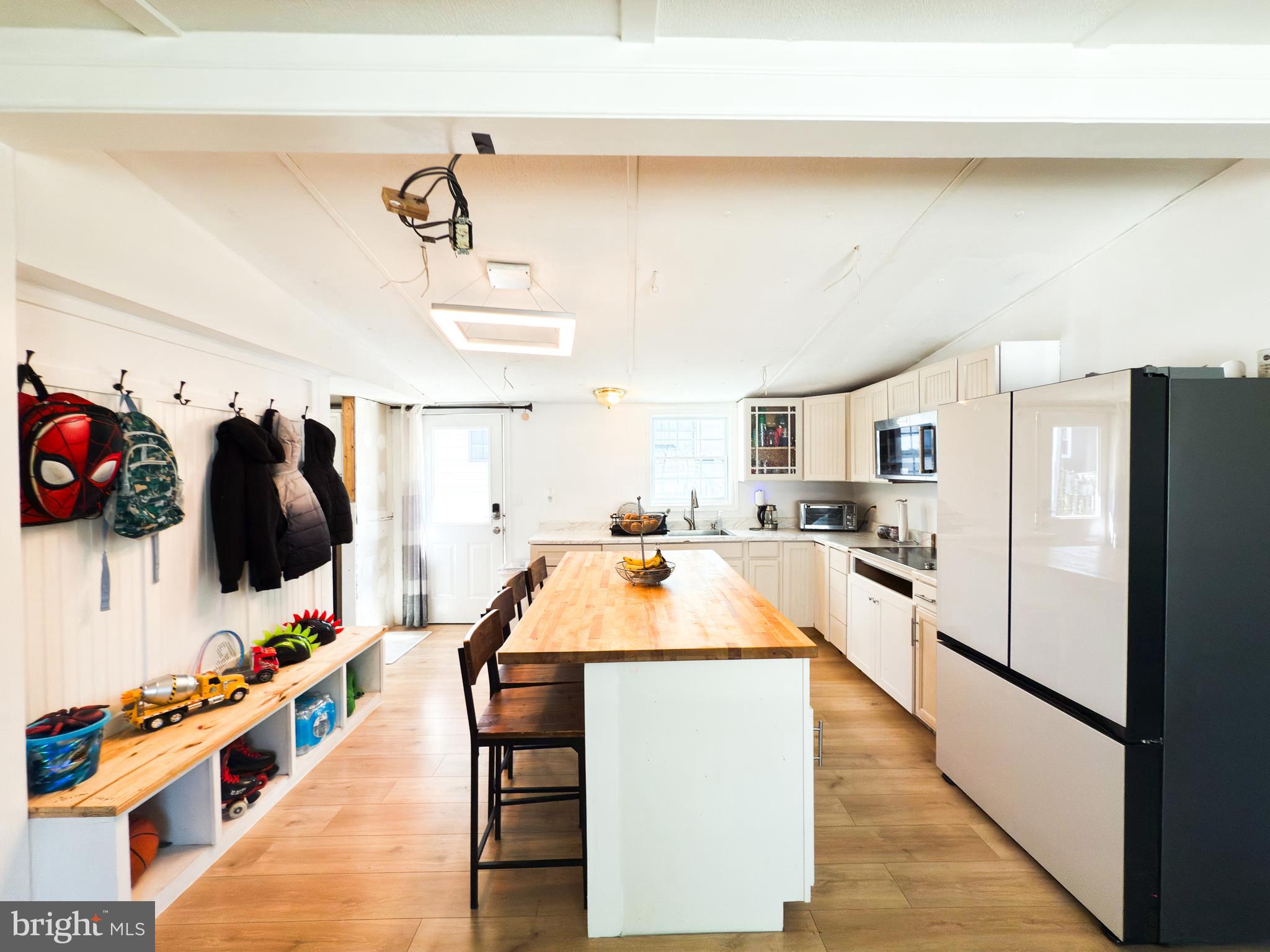 Real estate listing preview #5