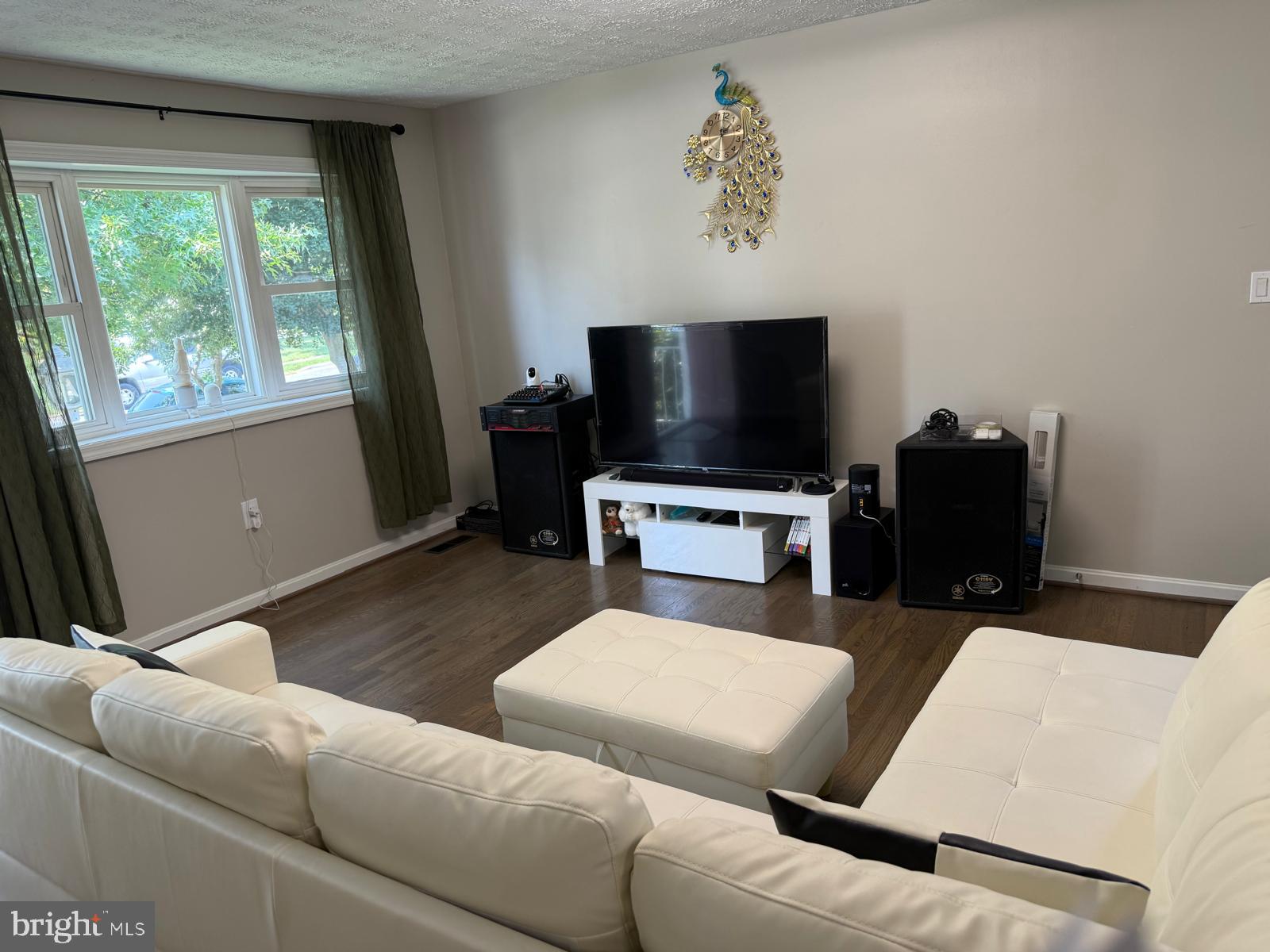 Real estate listing preview #4