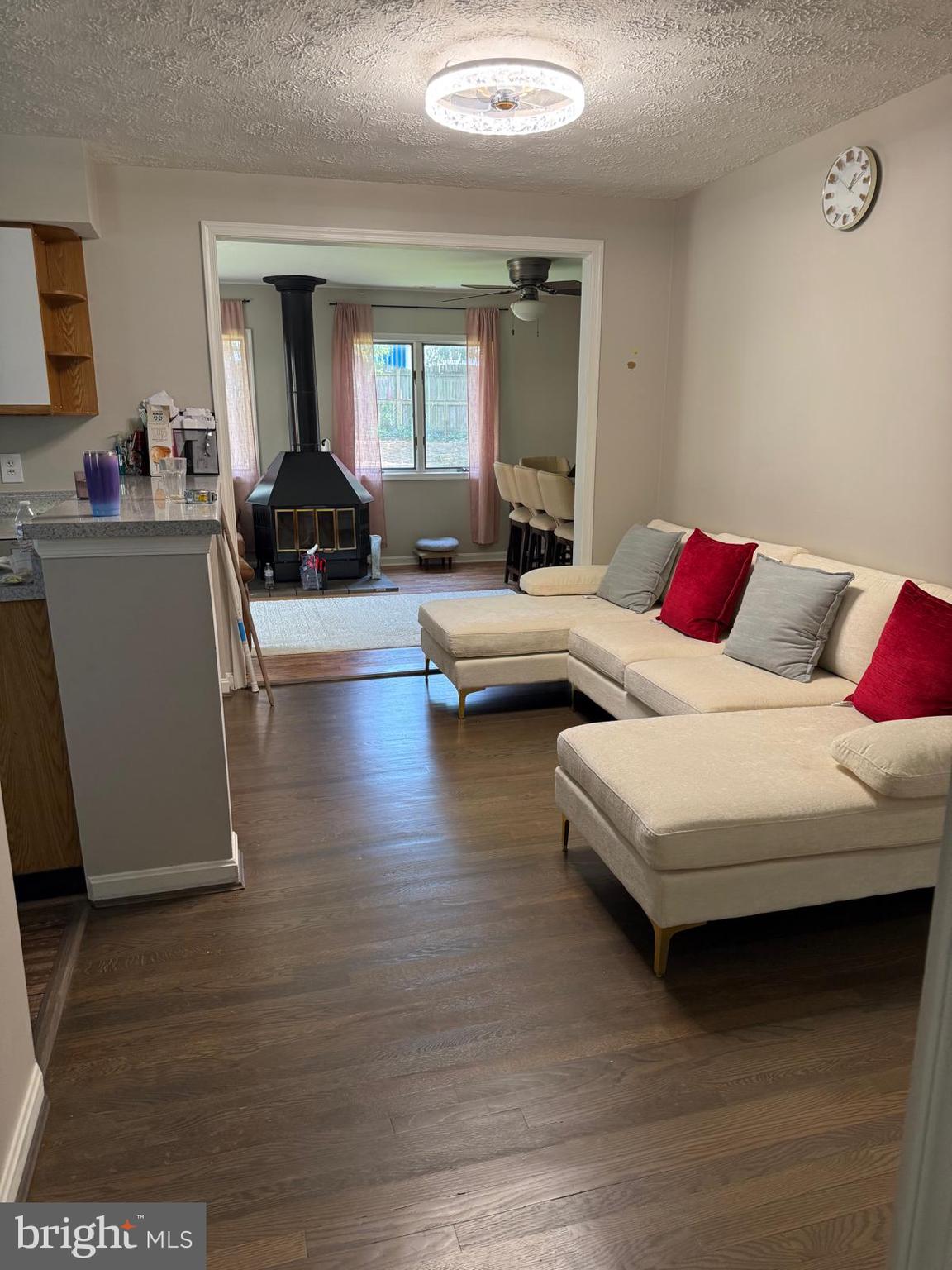 Real estate listing preview #8