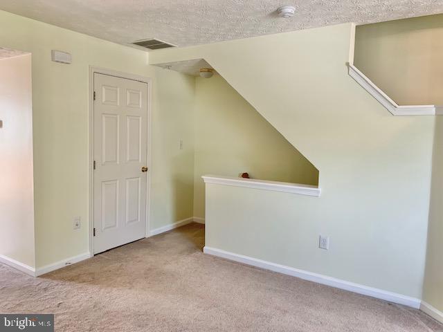 Real estate listing preview #3