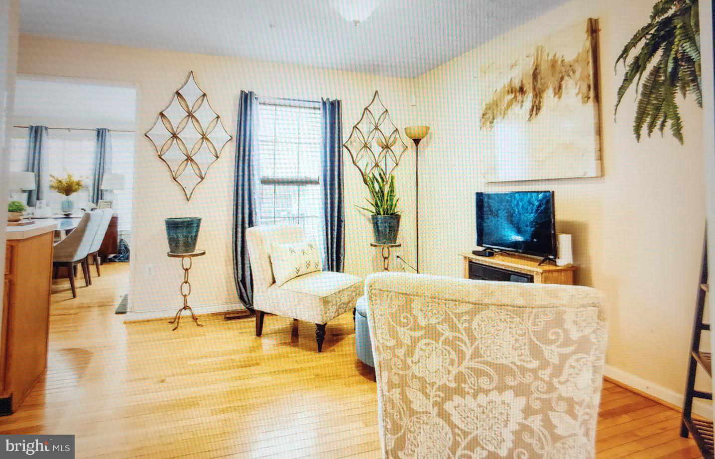 Real estate listing preview #10