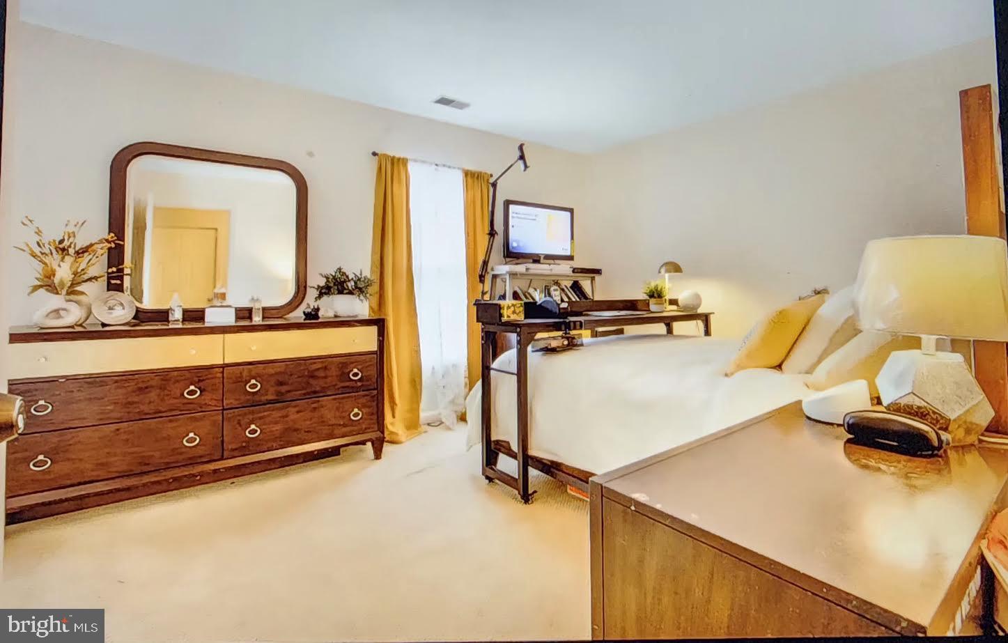 Real estate listing preview #25