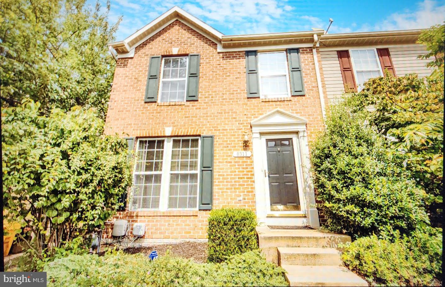 Real estate listing preview #2