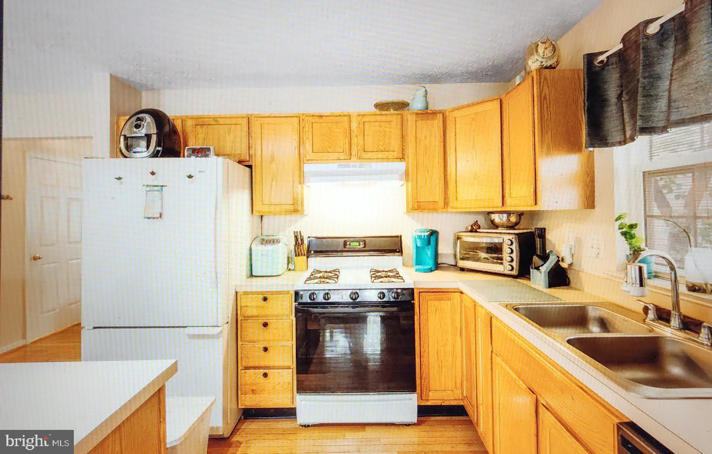 Real estate listing preview #16